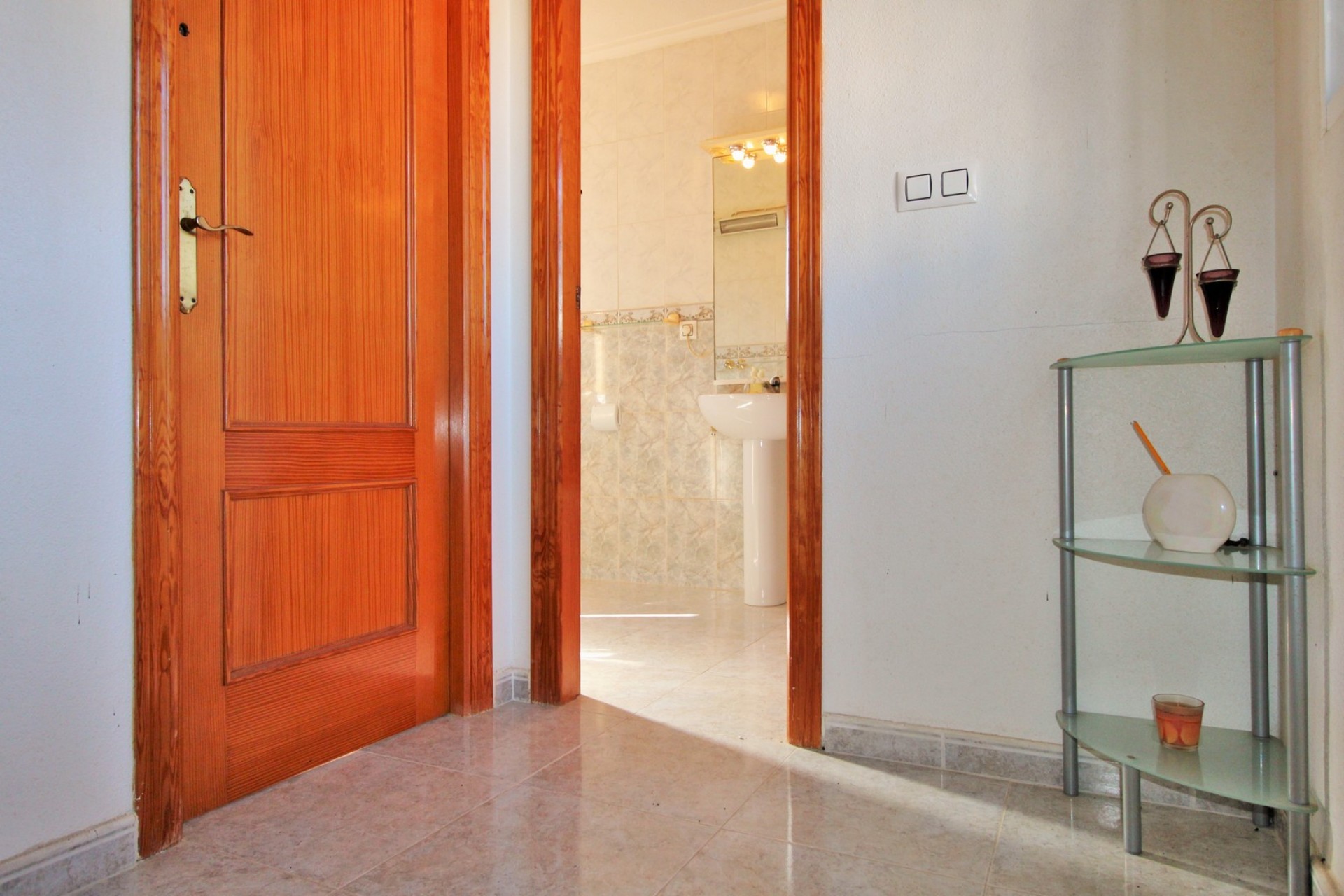 Resale - Townhouse -
Villamartin