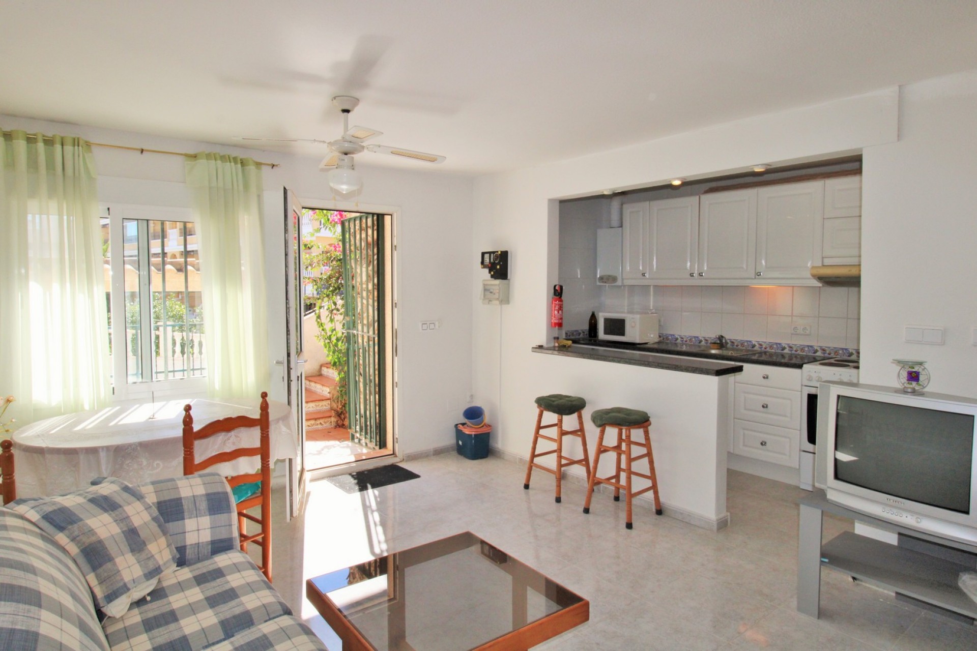 Resale - Townhouse -
Villamartin