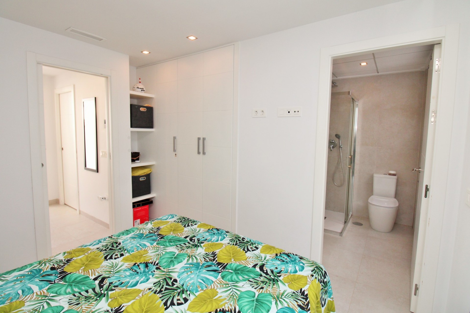 Resale - Townhouse -
Villamartin