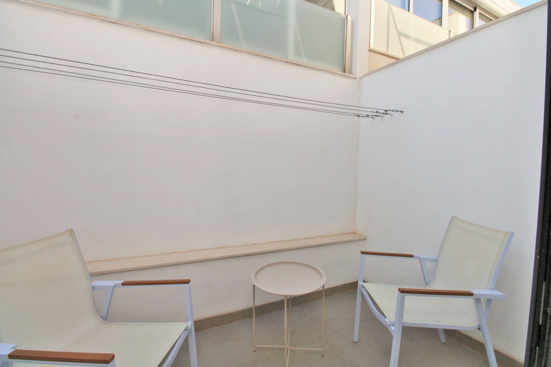 Resale - Townhouse -
Villamartin