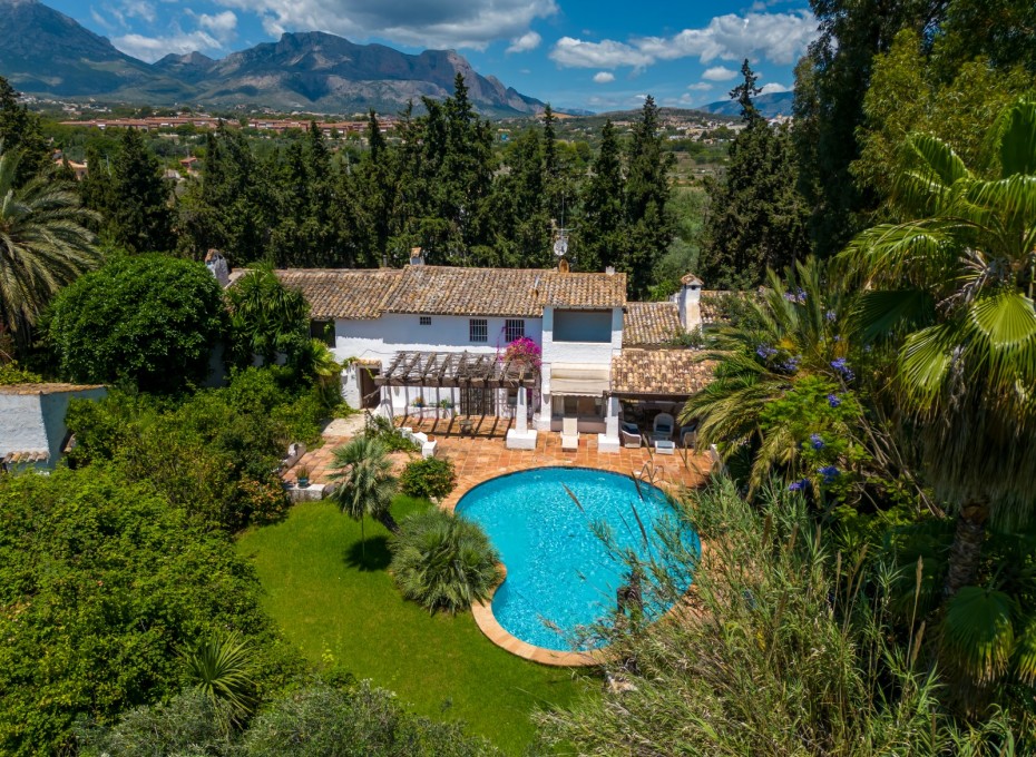 Resale - Villa -
Alfas del Pí