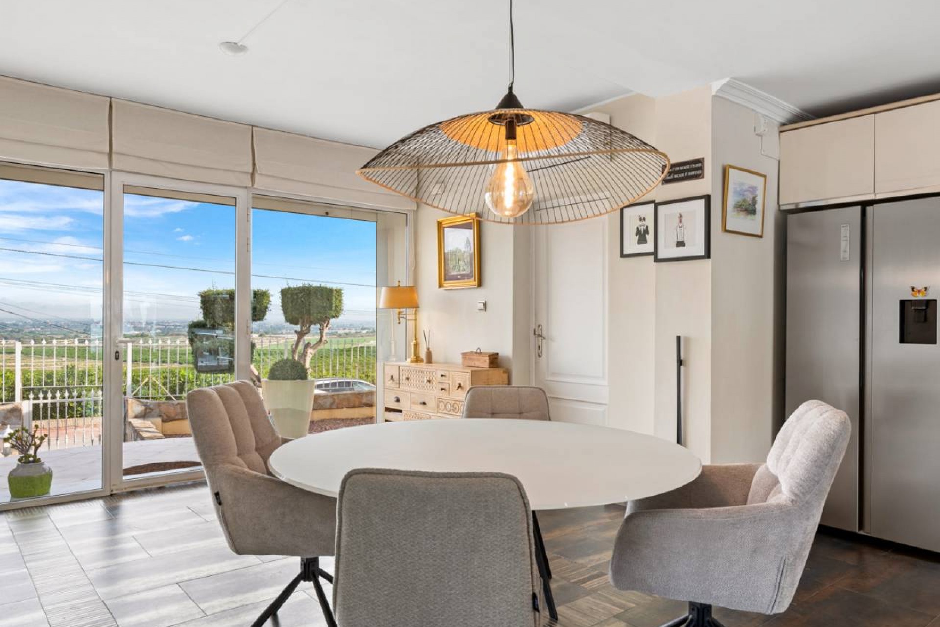 Resale - Villa -
Algorfa - Castillo De Montemar