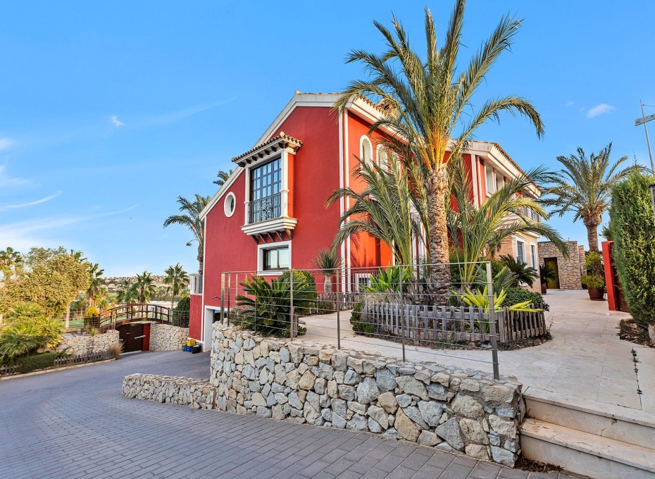 Resale - Villa -
Algorfa - La Finca Golf