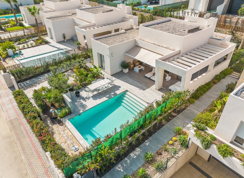 Resale - Villa -
Algorfa - La finca Golf