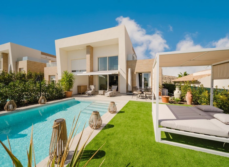 Resale - Villa -
Algorfa - La Finca Golf