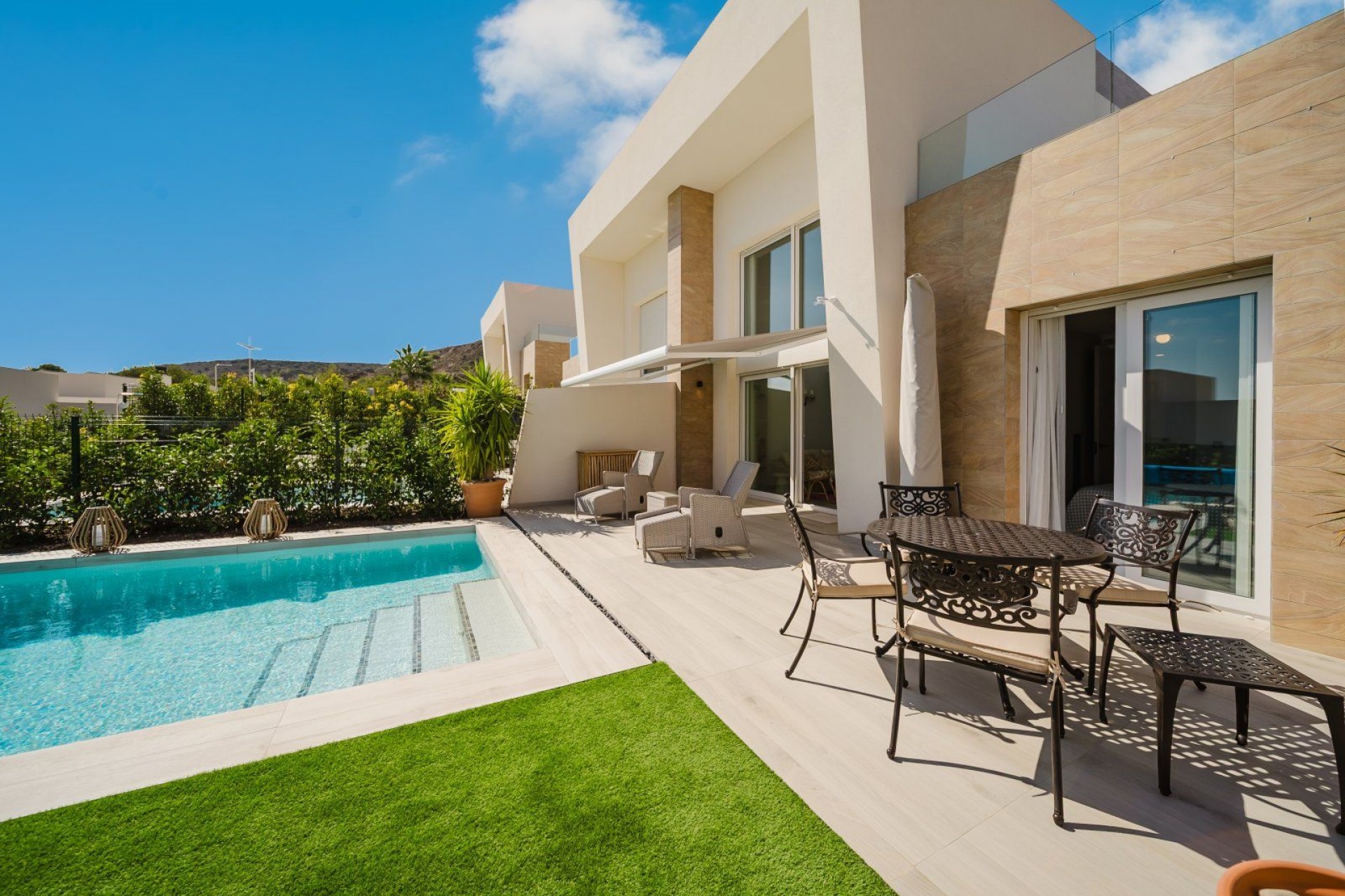 Resale - Villa -
Algorfa - La Finca Golf