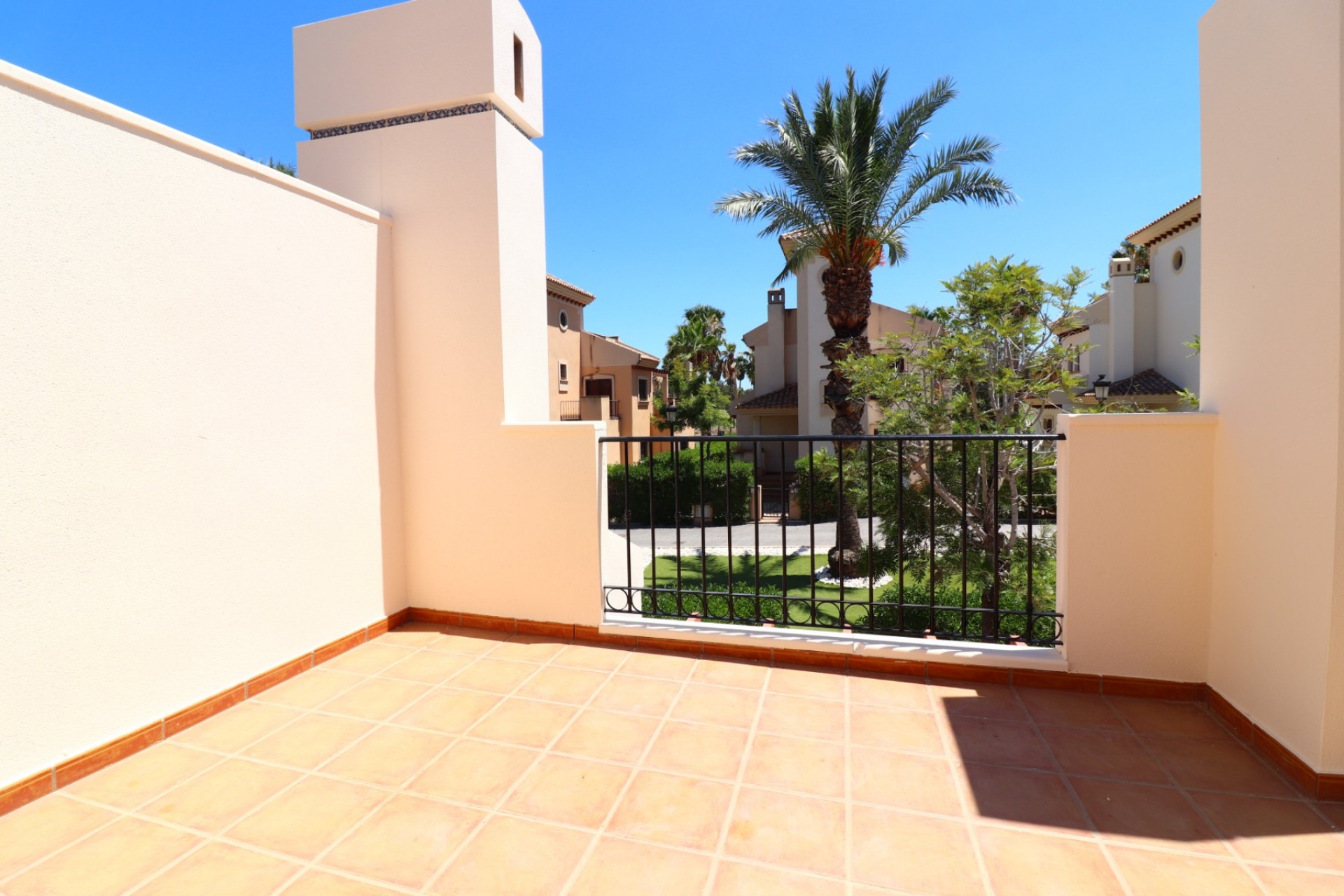 Resale - Villa -
Algorfa - La finca Golf