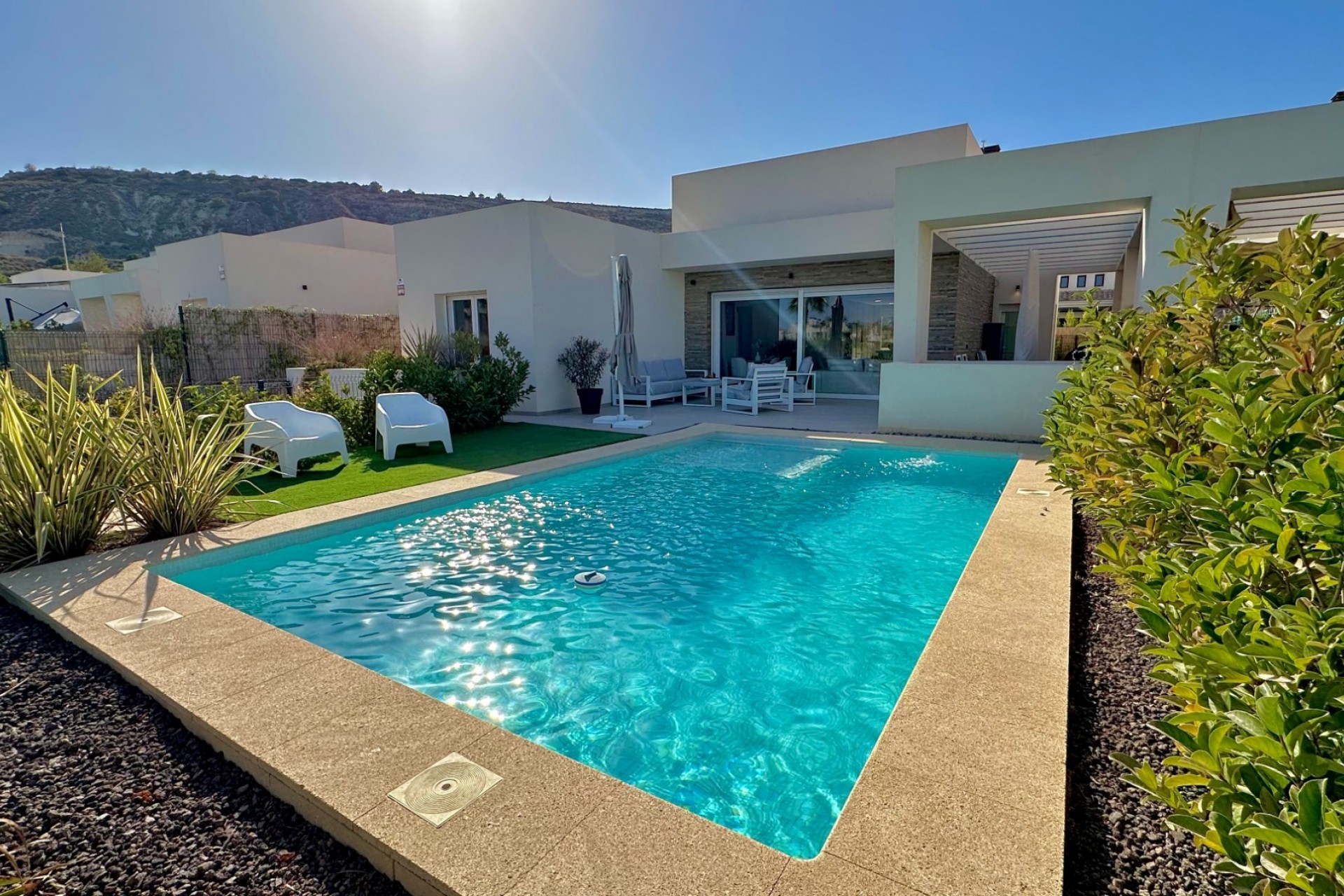 Resale - Villa -
Algorfa - La finca Golf