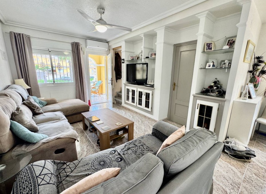 Resale - Villa -
Algorfa - Lo Crispin