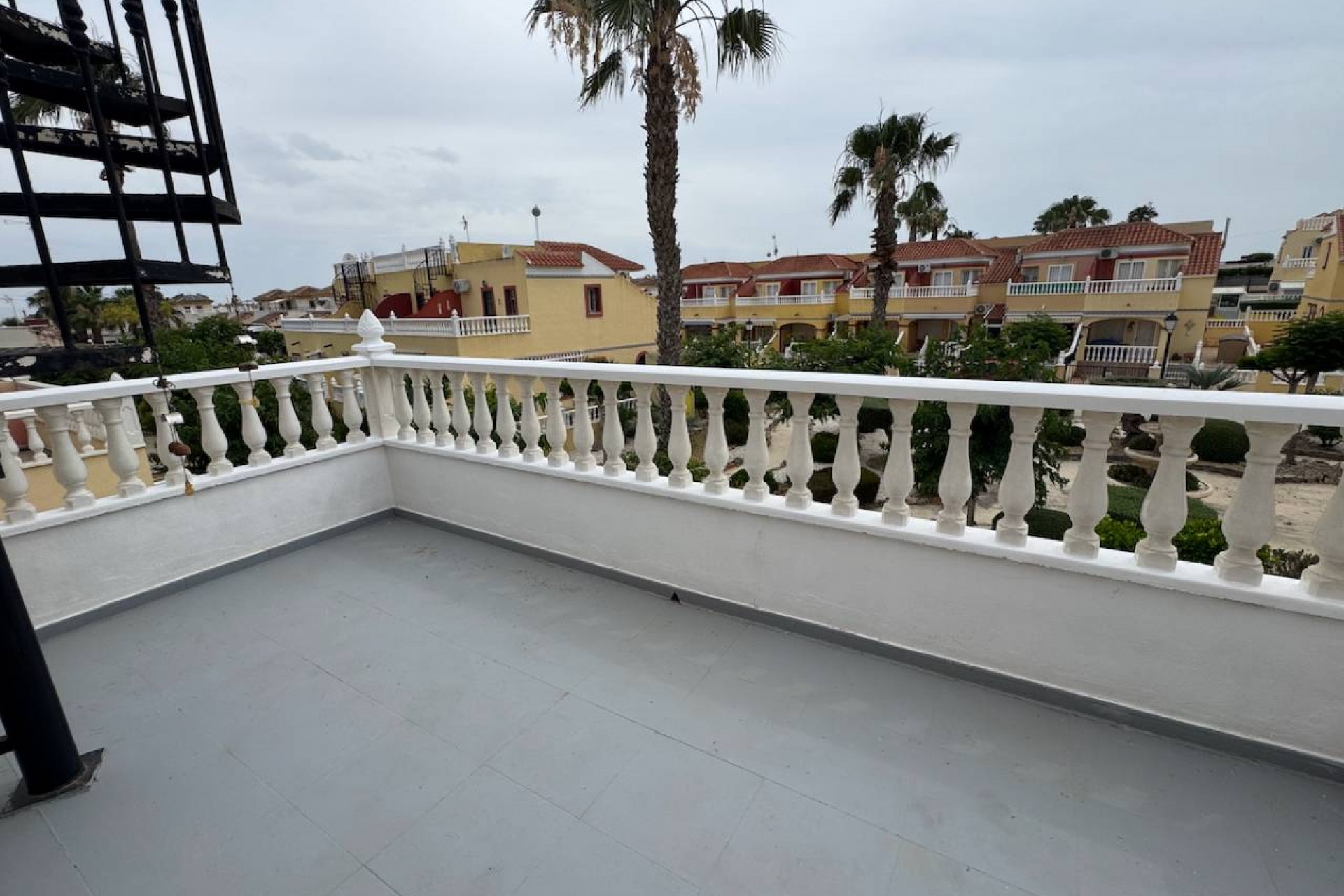 Resale - Villa -
Algorfa - Lo Crispin