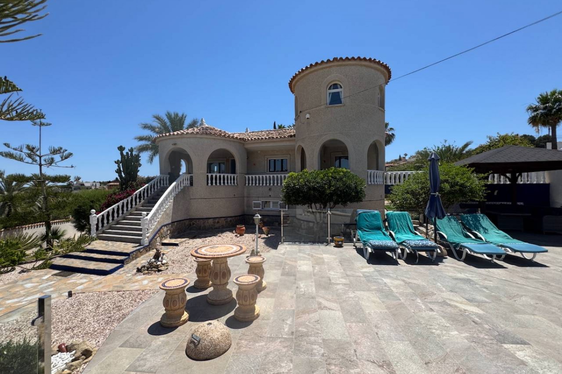 Resale - Villa -
Algorfa - Lomas de La Juliana