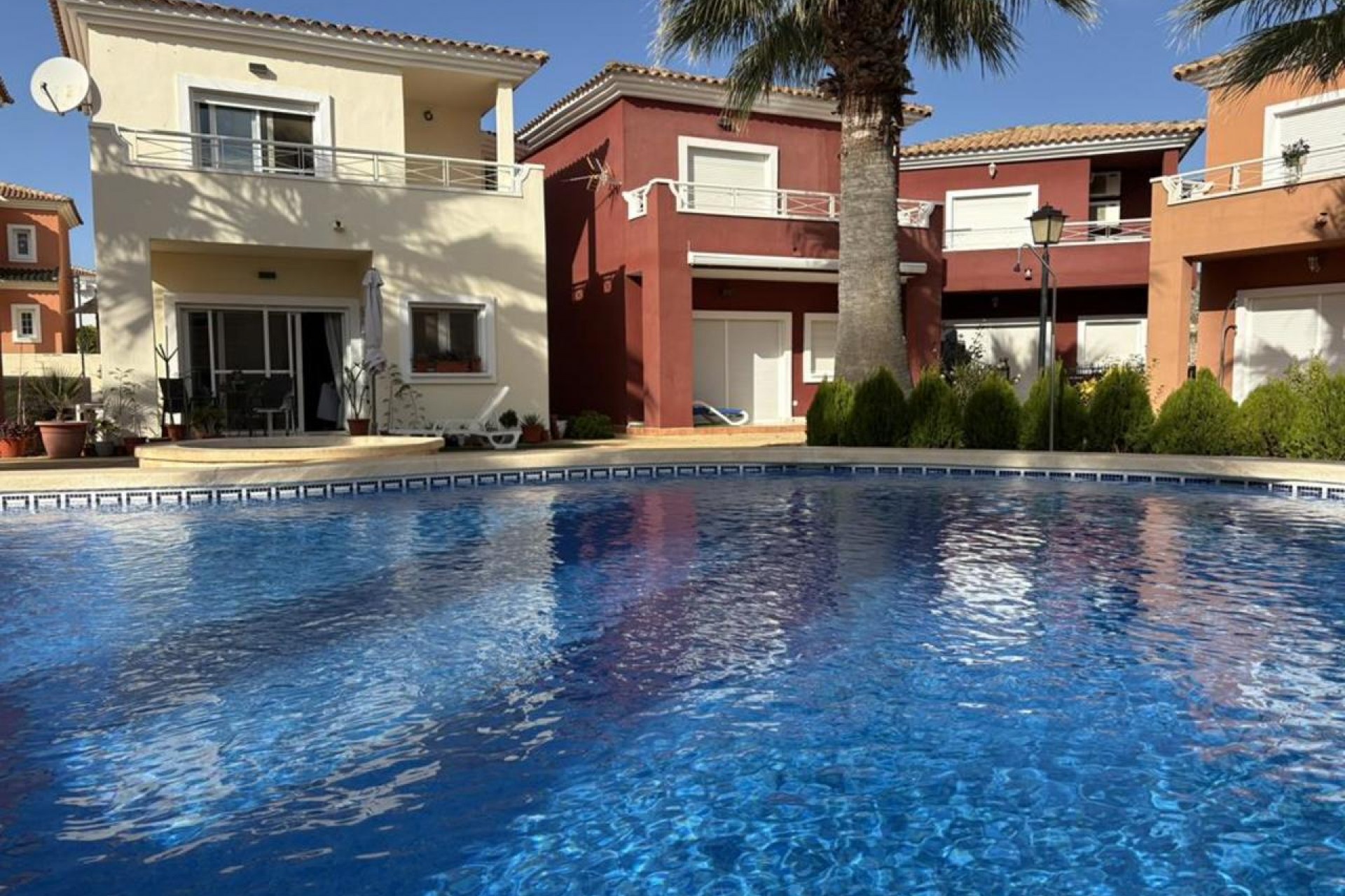 Resale - Villa -
Altaona Golf and Country Village - Altaona Golf - Country Village