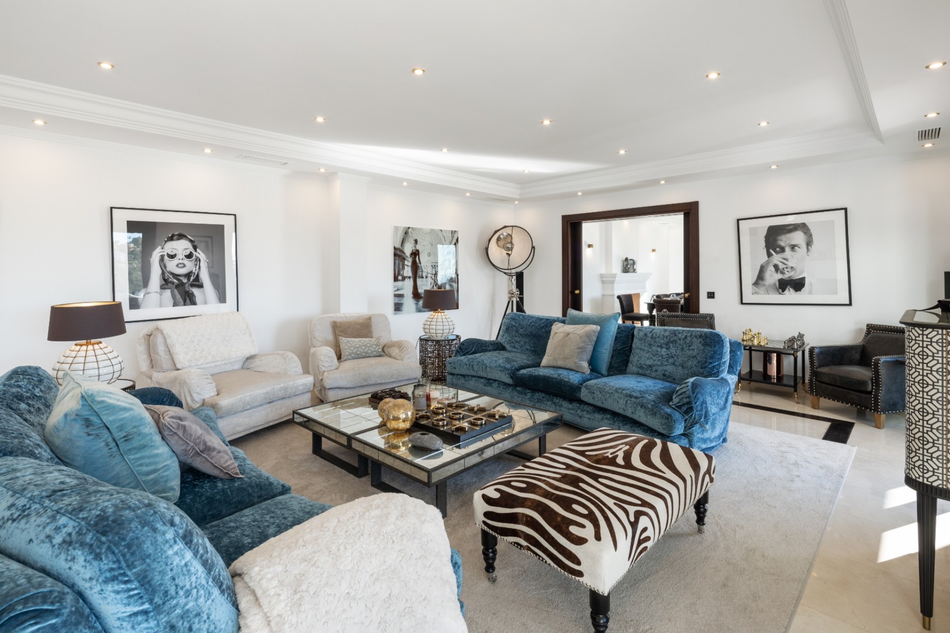 Resale - Villa -
Benahavis - La Quinta