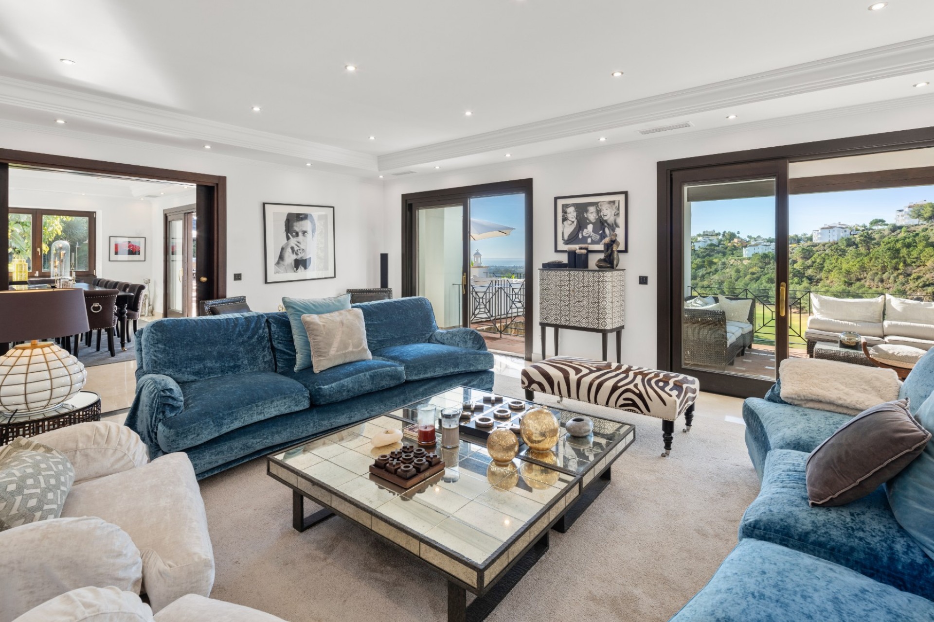 Resale - Villa -
Benahavis - La Quinta