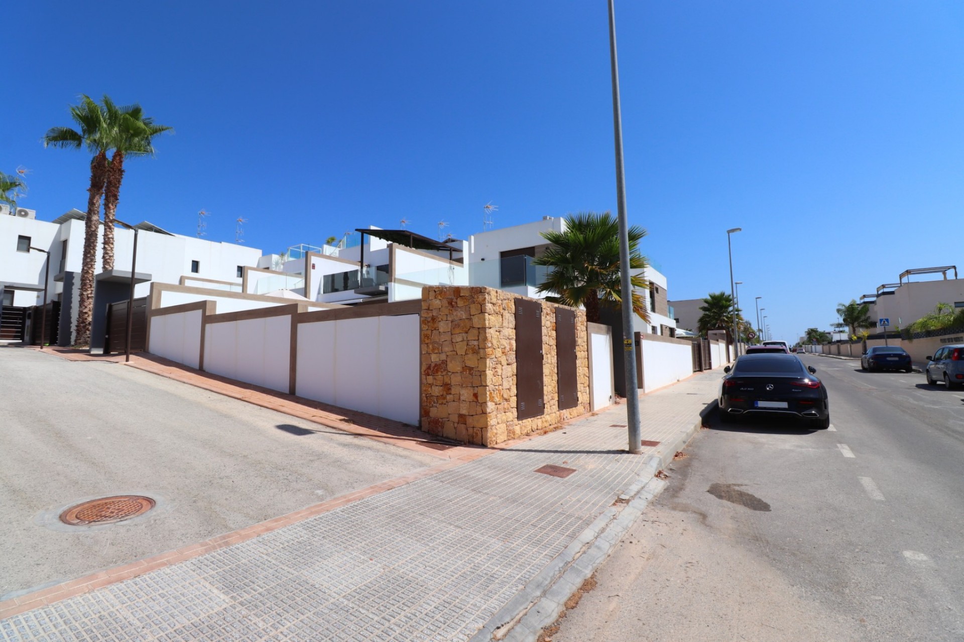 Resale - Villa -
Benijofar