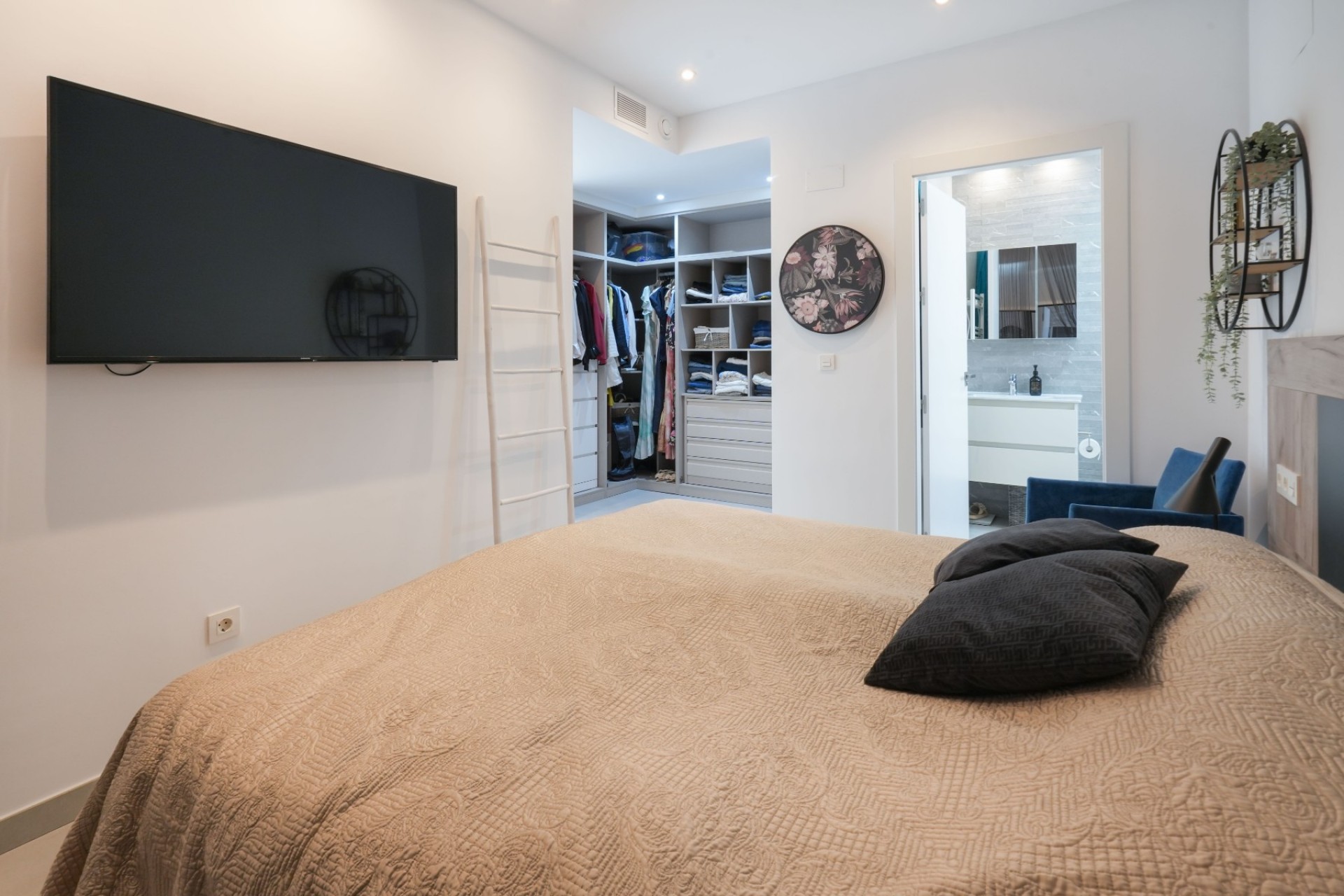 Resale - Villa -
Benijofar