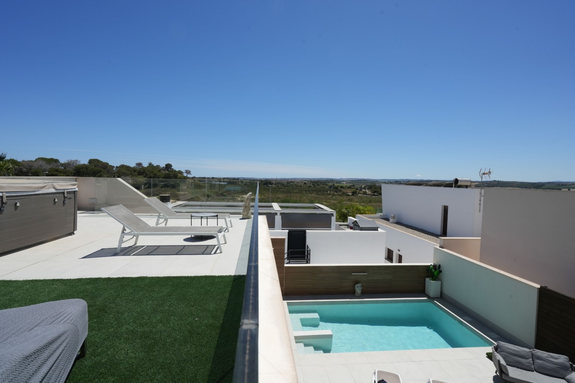 Resale - Villa -
Benijofar