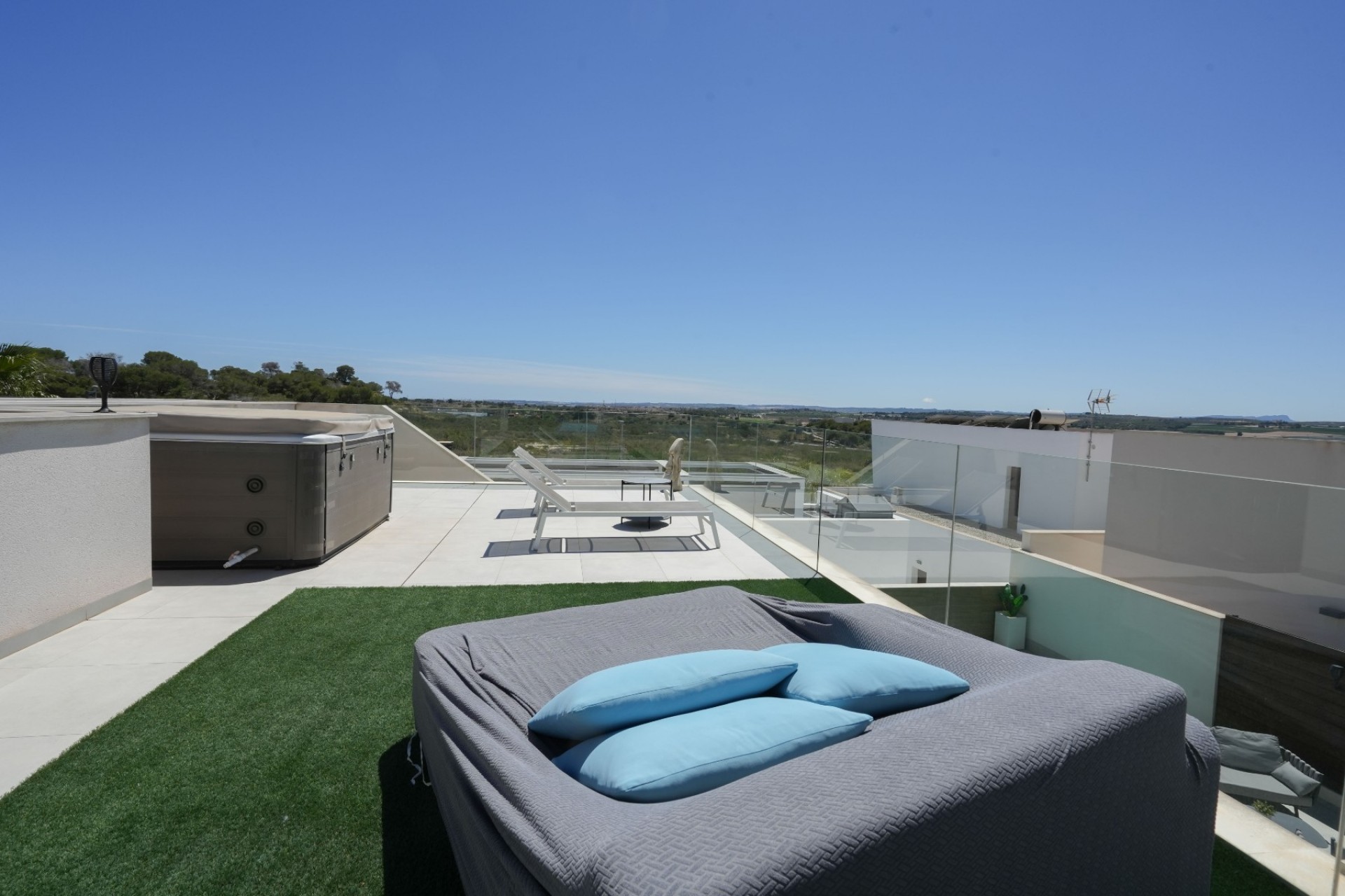 Resale - Villa -
Benijofar