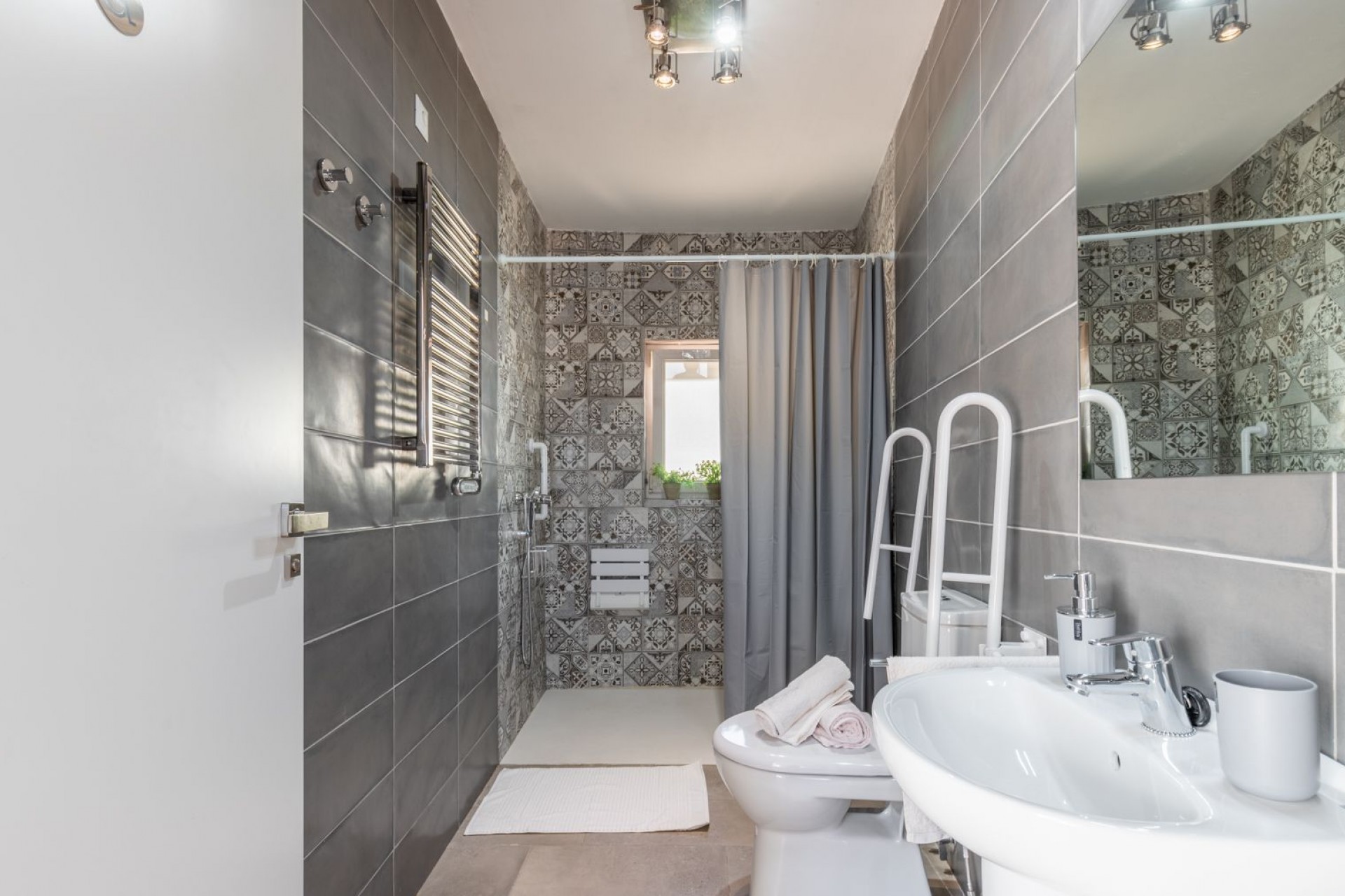 Resale - Villa -
Benissa - Baladrar