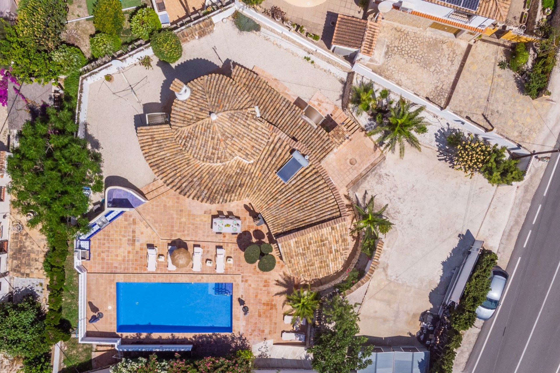 Resale - Villa -
Benissa - Baladrar
