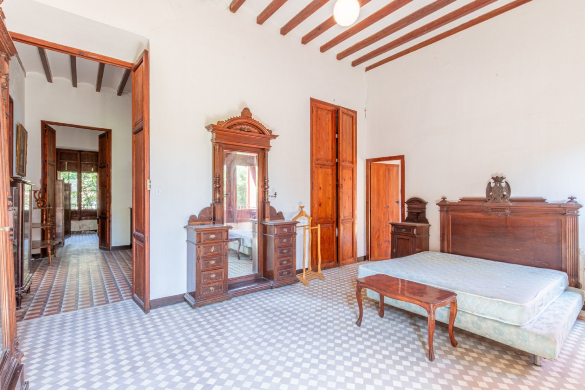 Resale - Villa -
Benissa - Pueblo