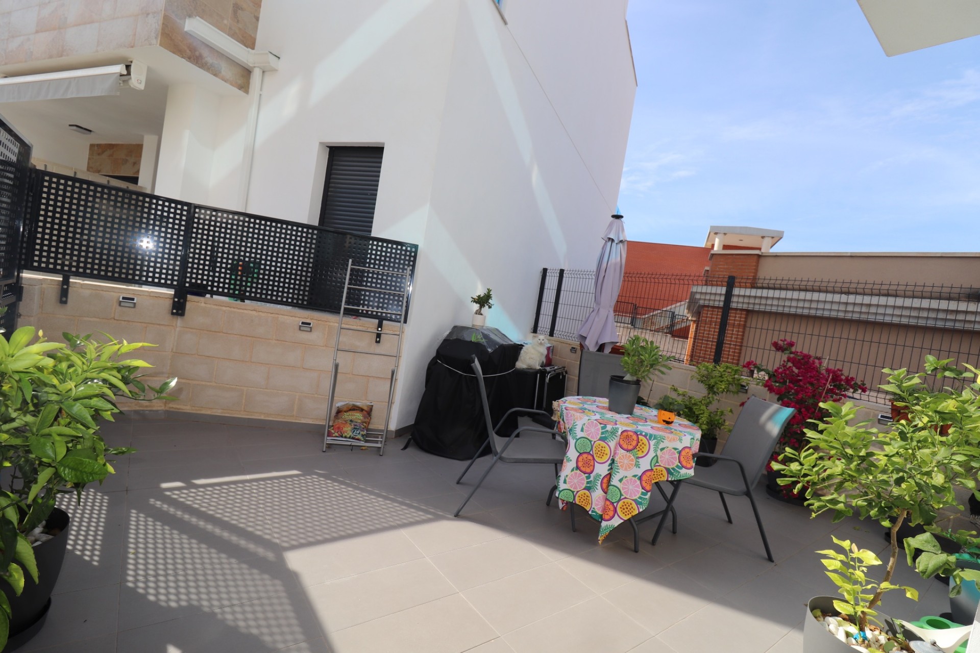 Resale - Villa -
Bigastro