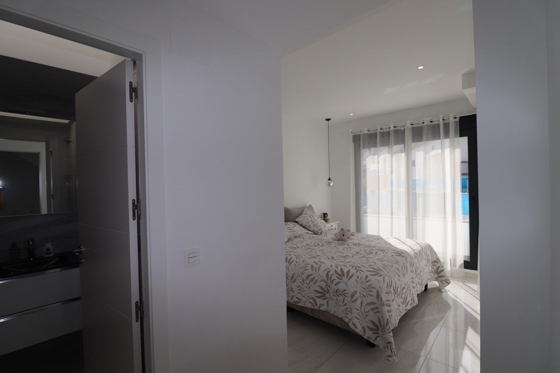 Resale - Villa -
Bigastro