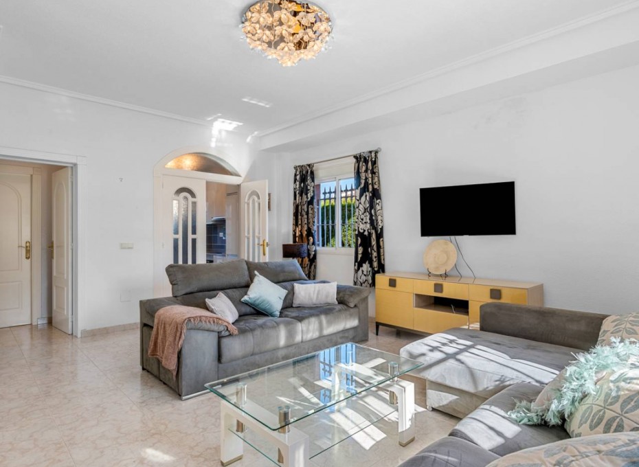 Resale - Villa -
Ciudad Quesada - Doña Pepa