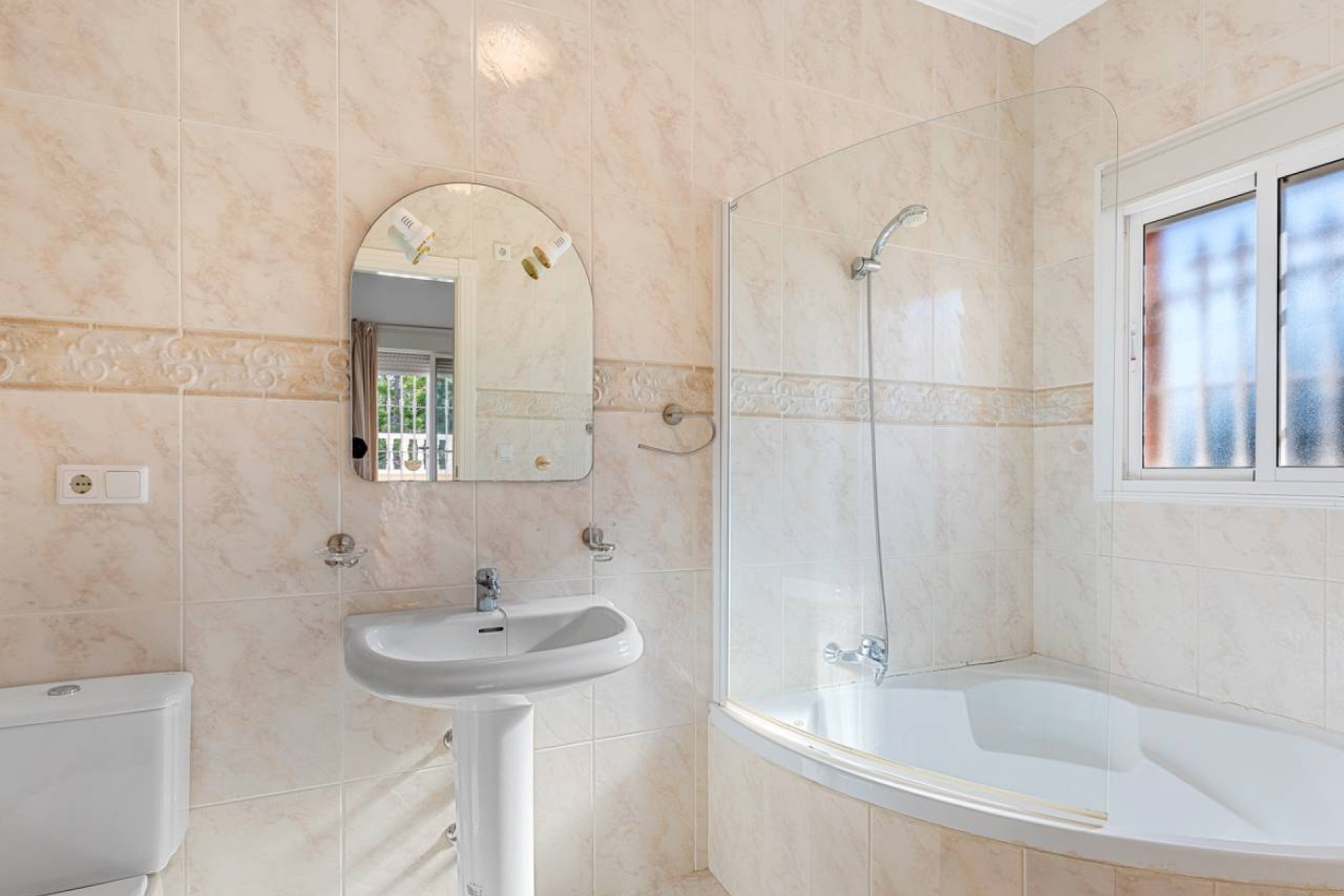 Resale - Villa -
Ciudad Quesada - Doña Pepa