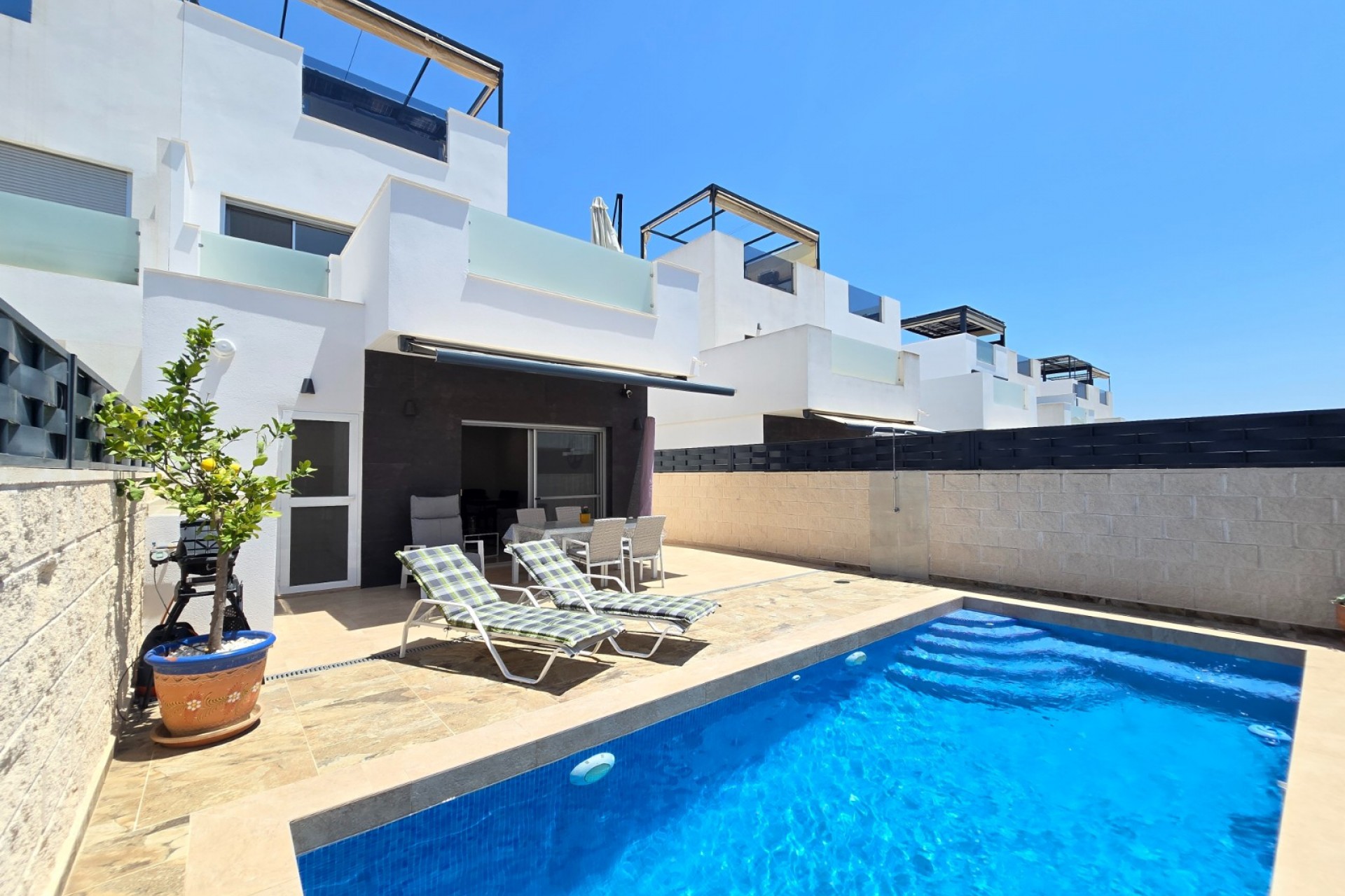 Resale - Villa * -
Ciudad Quesada * - Doña Pepa *