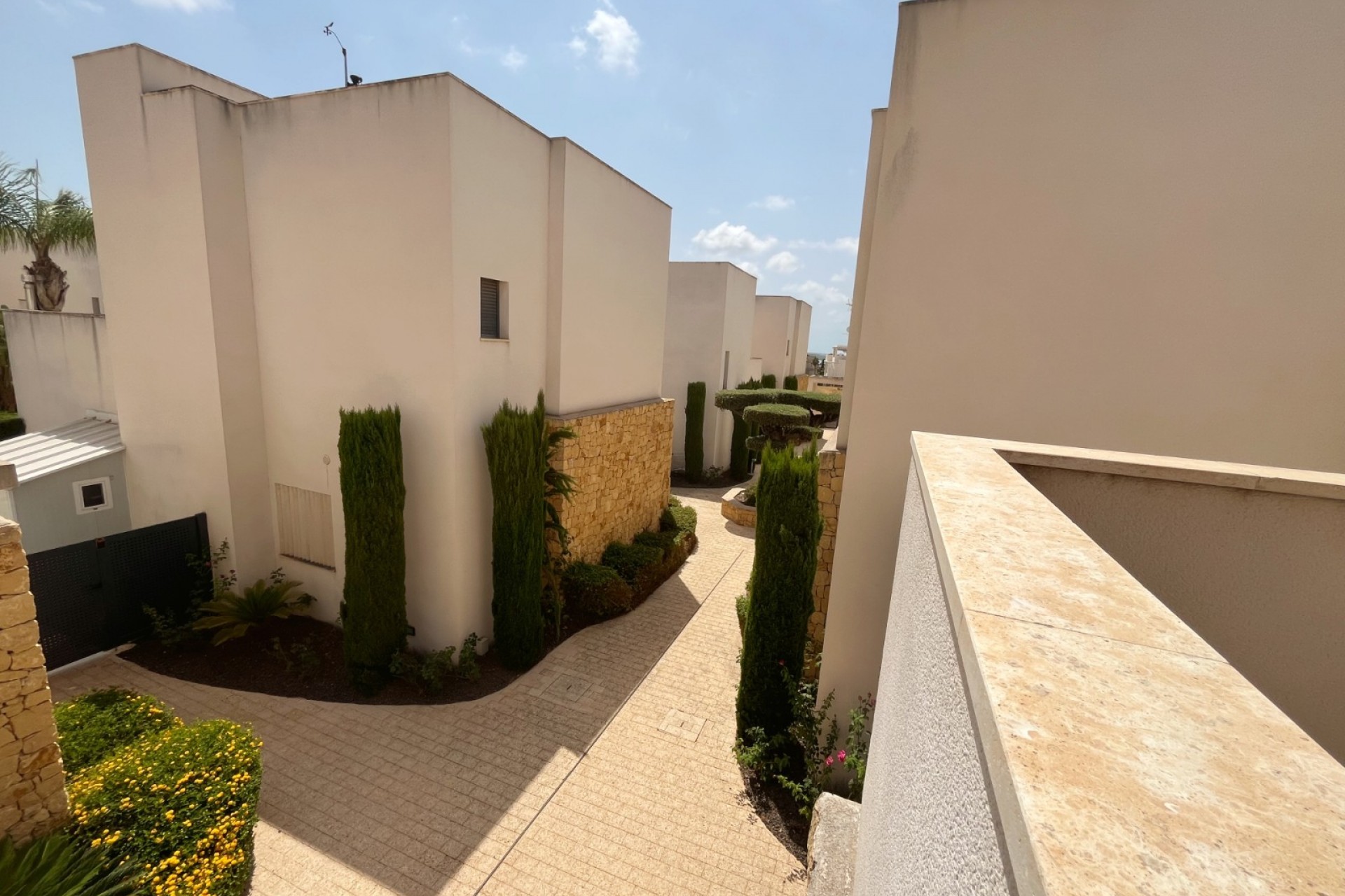 Resale - Villa -
Ciudad Quesada - Pueblo Bravo