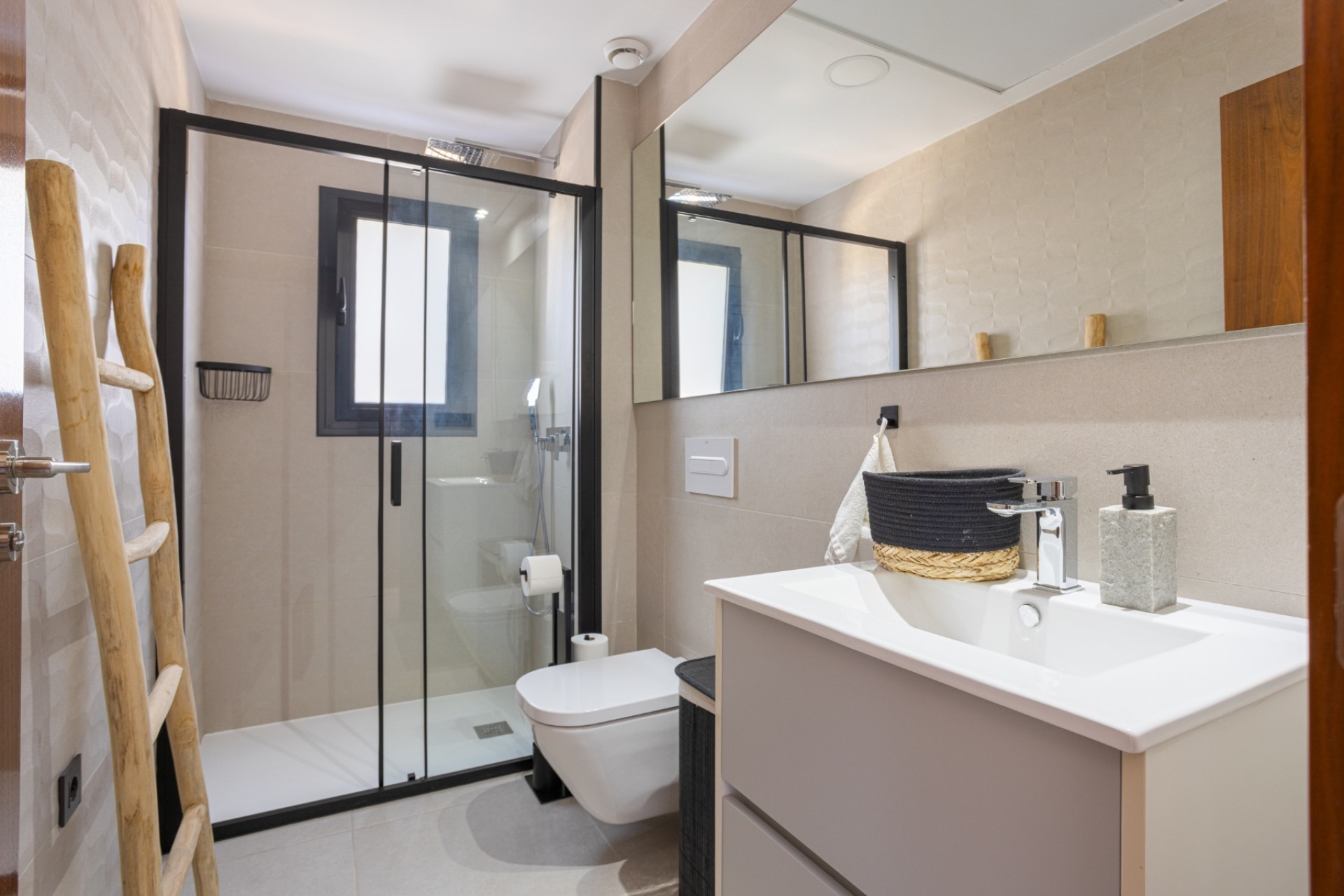 Resale - Villa -
Ciudad Quesada - town