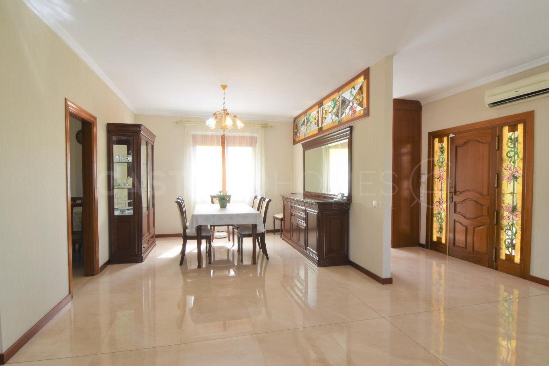 Resale - Villa -
Ciudad Quesada - Urbanizaciones