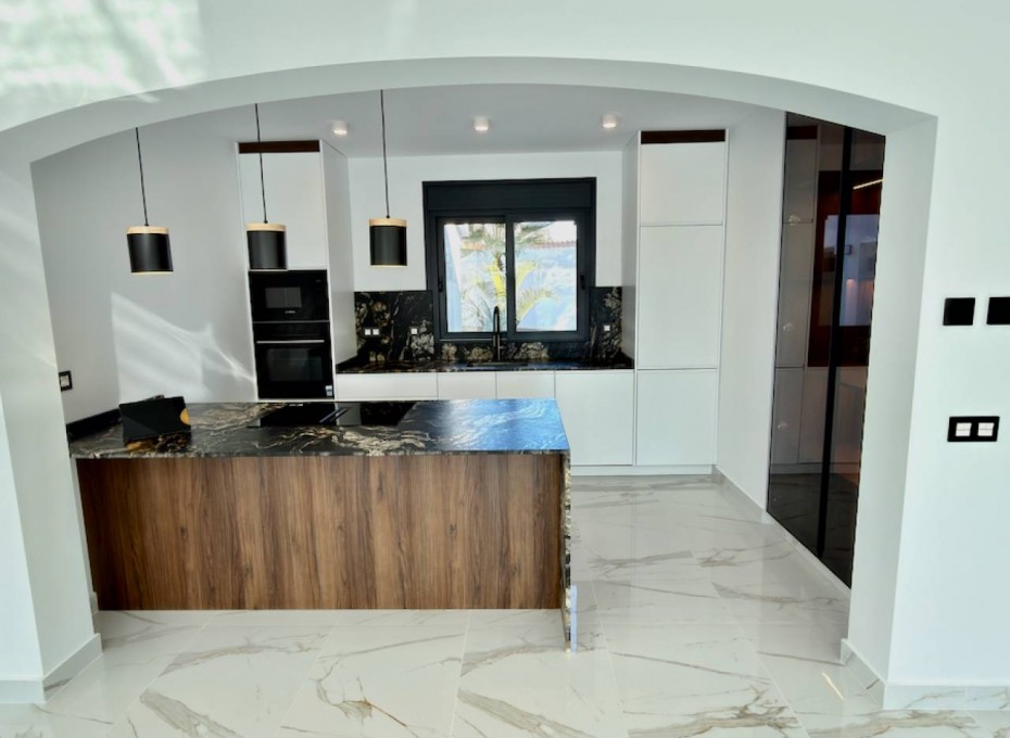 Resale - Villa -
Ciudad Quesada