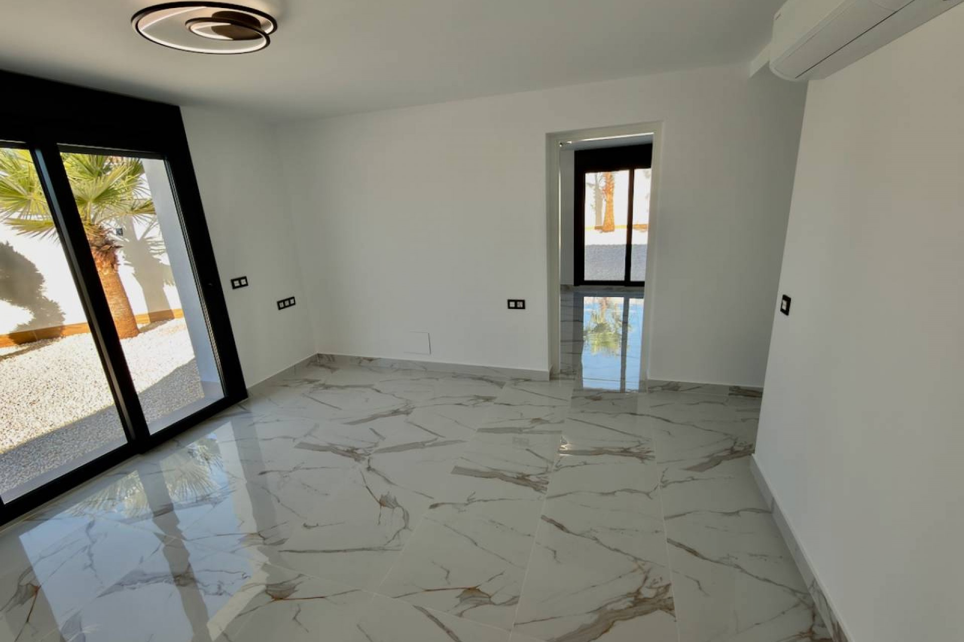 Resale - Villa -
Ciudad Quesada