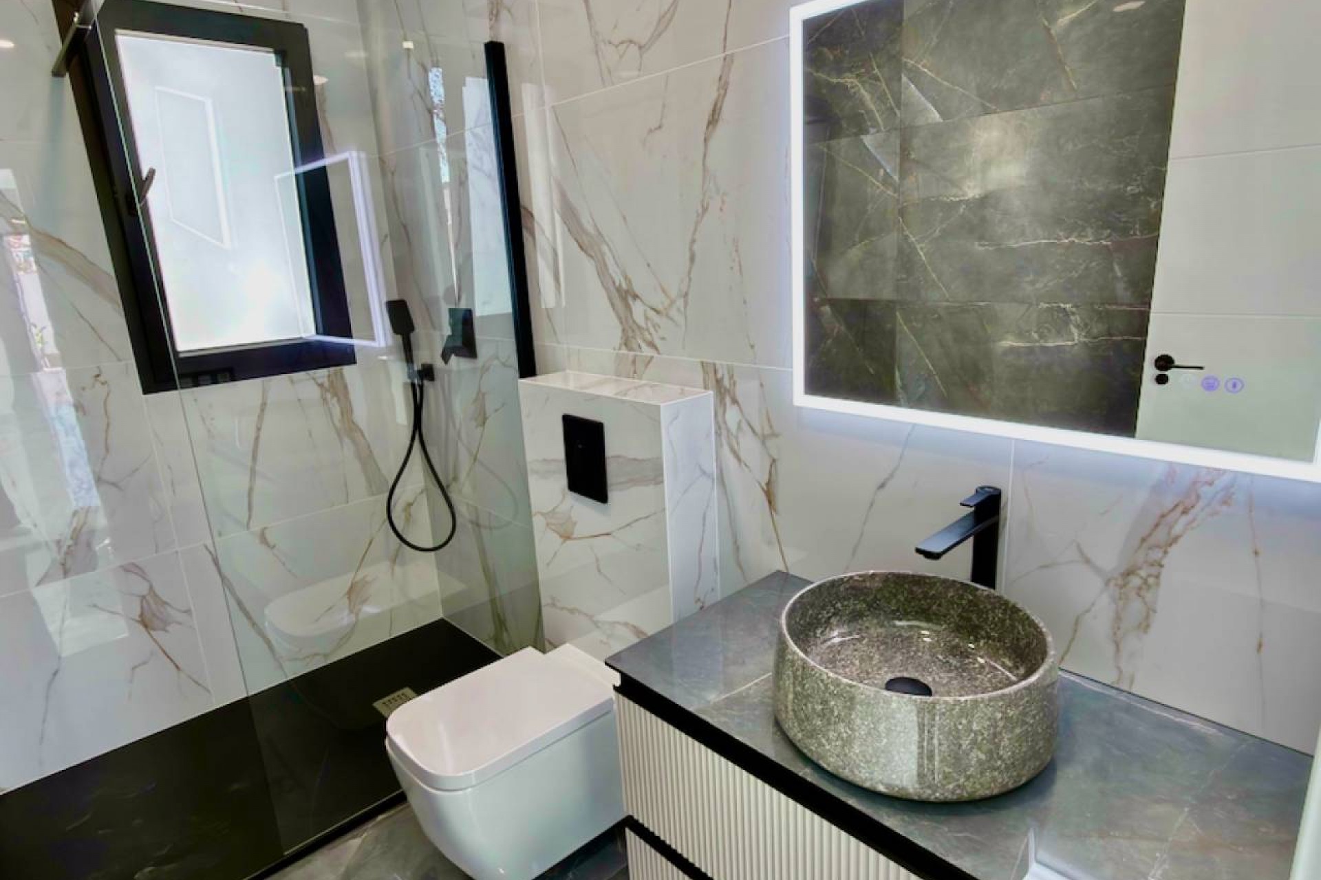 Resale - Villa -
Ciudad Quesada