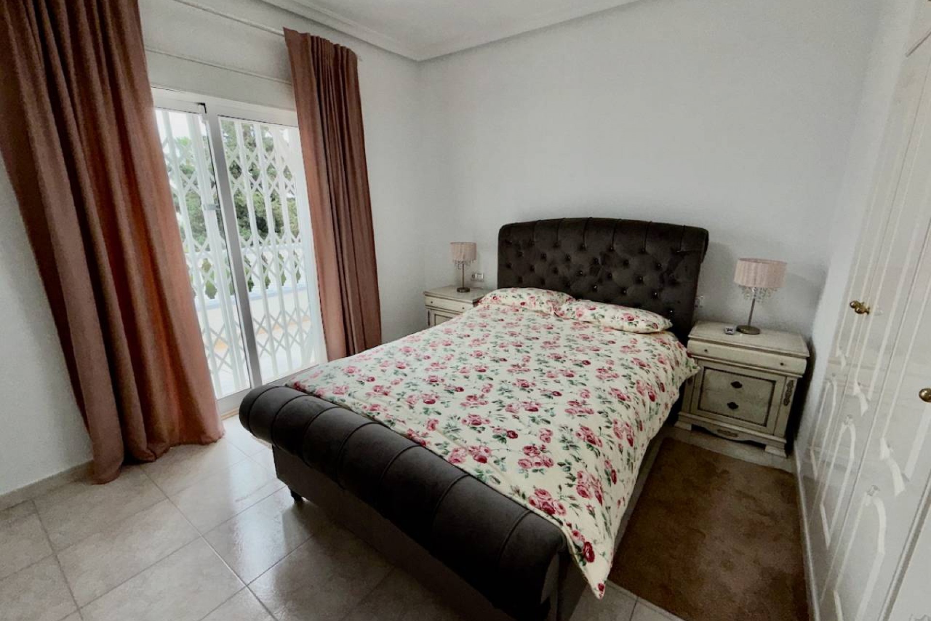 Resale - Villa -
Ciudad Quesada