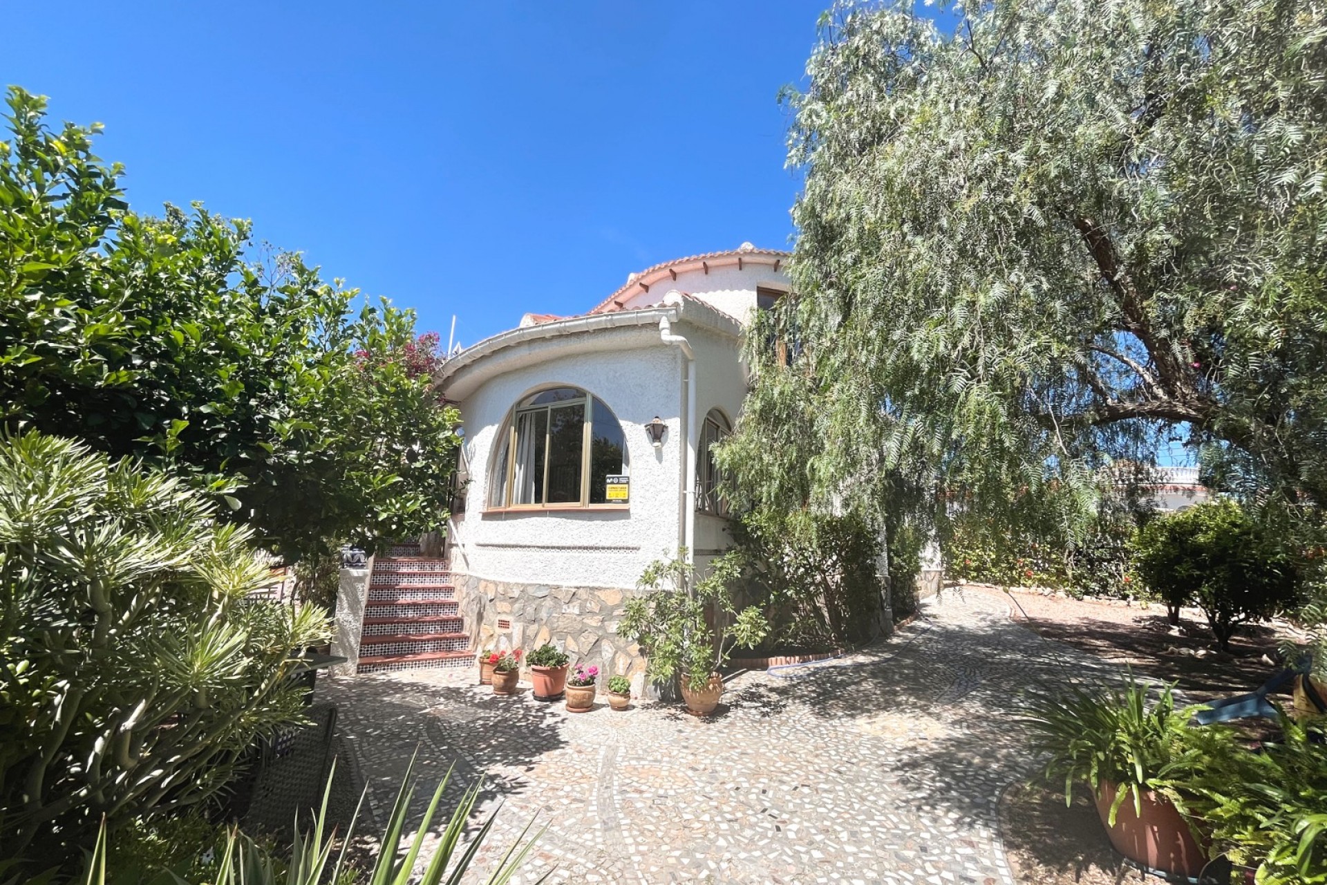 Resale - Villa -
Ciudad Quesada