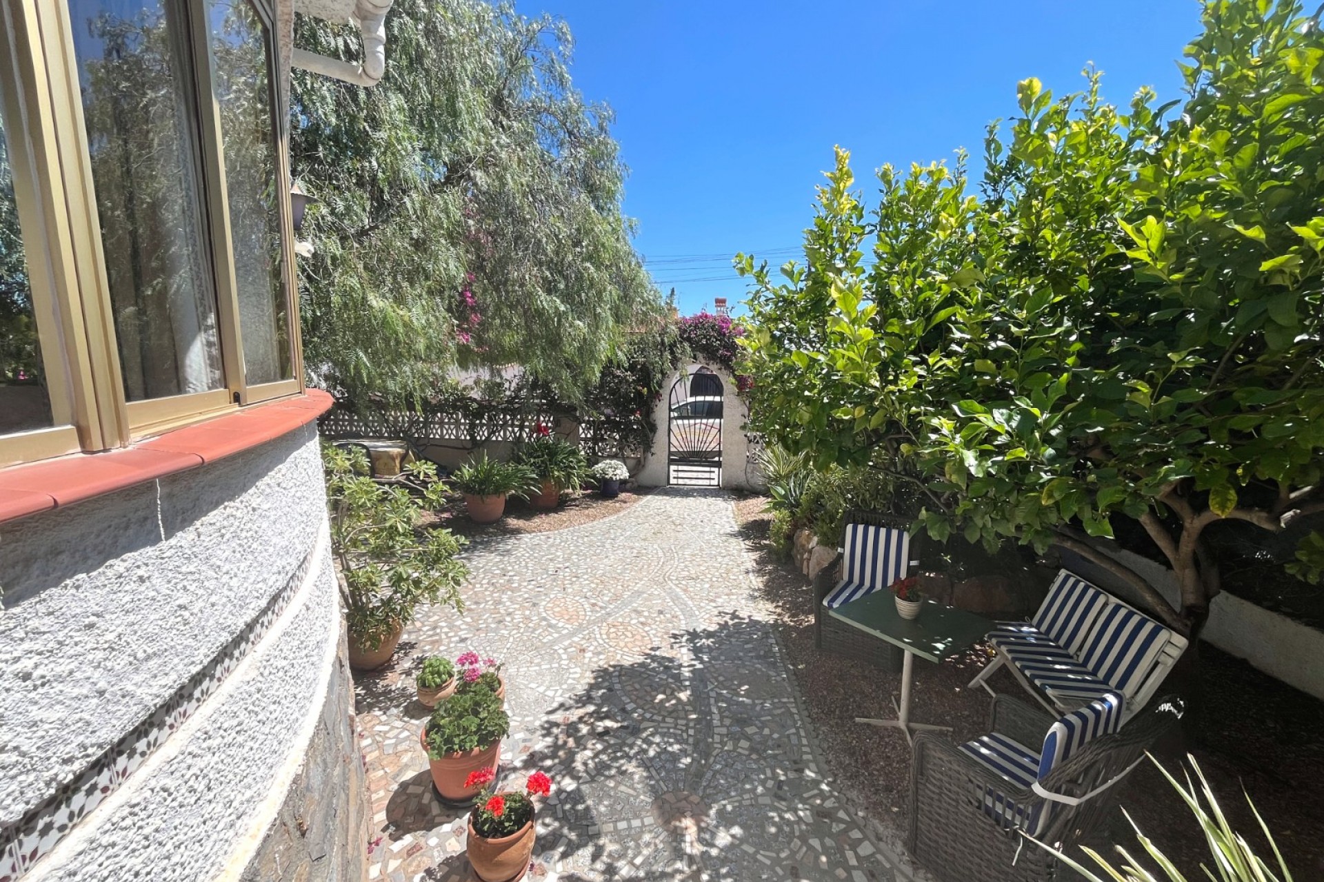 Resale - Villa -
Ciudad Quesada