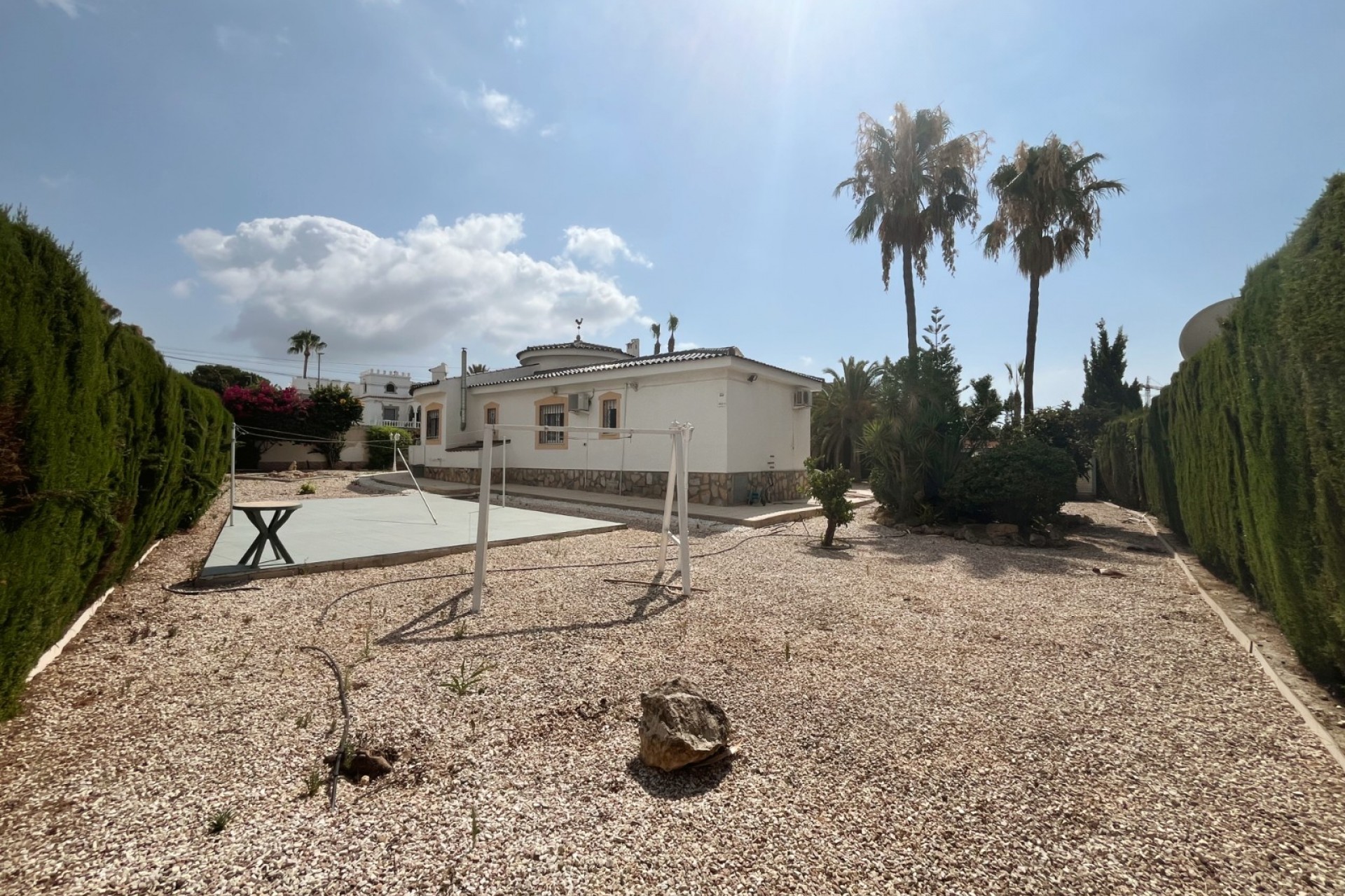Resale - Villa -
Ciudad Quesada
