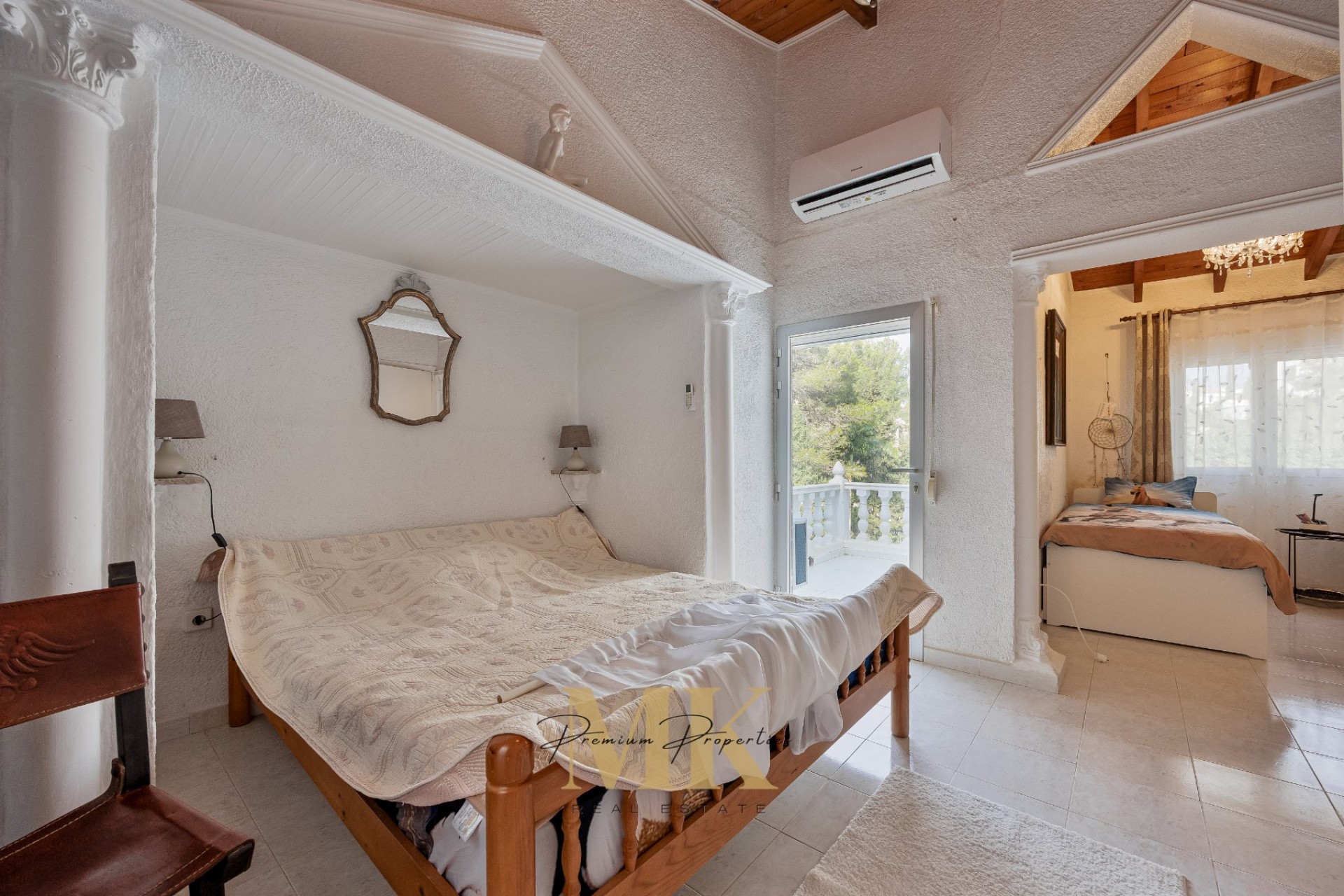 Resale - Villa -
Denia - Montgó