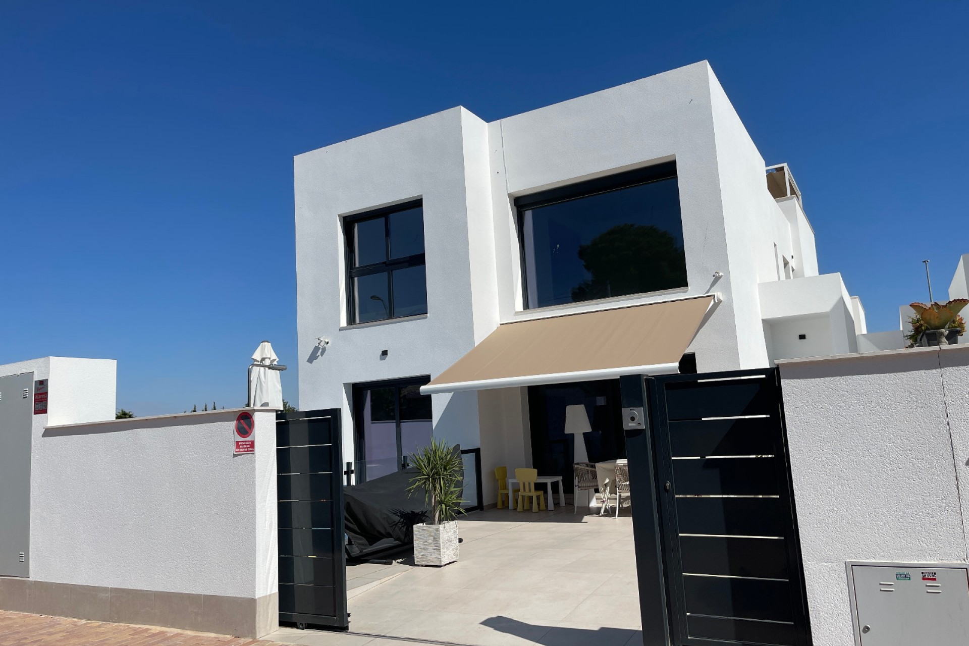 Resale - Villa -
Formentera del Segura - Pueblo