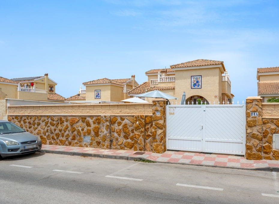 Resale - Villa -
Gran Alacant - Costa Blanca