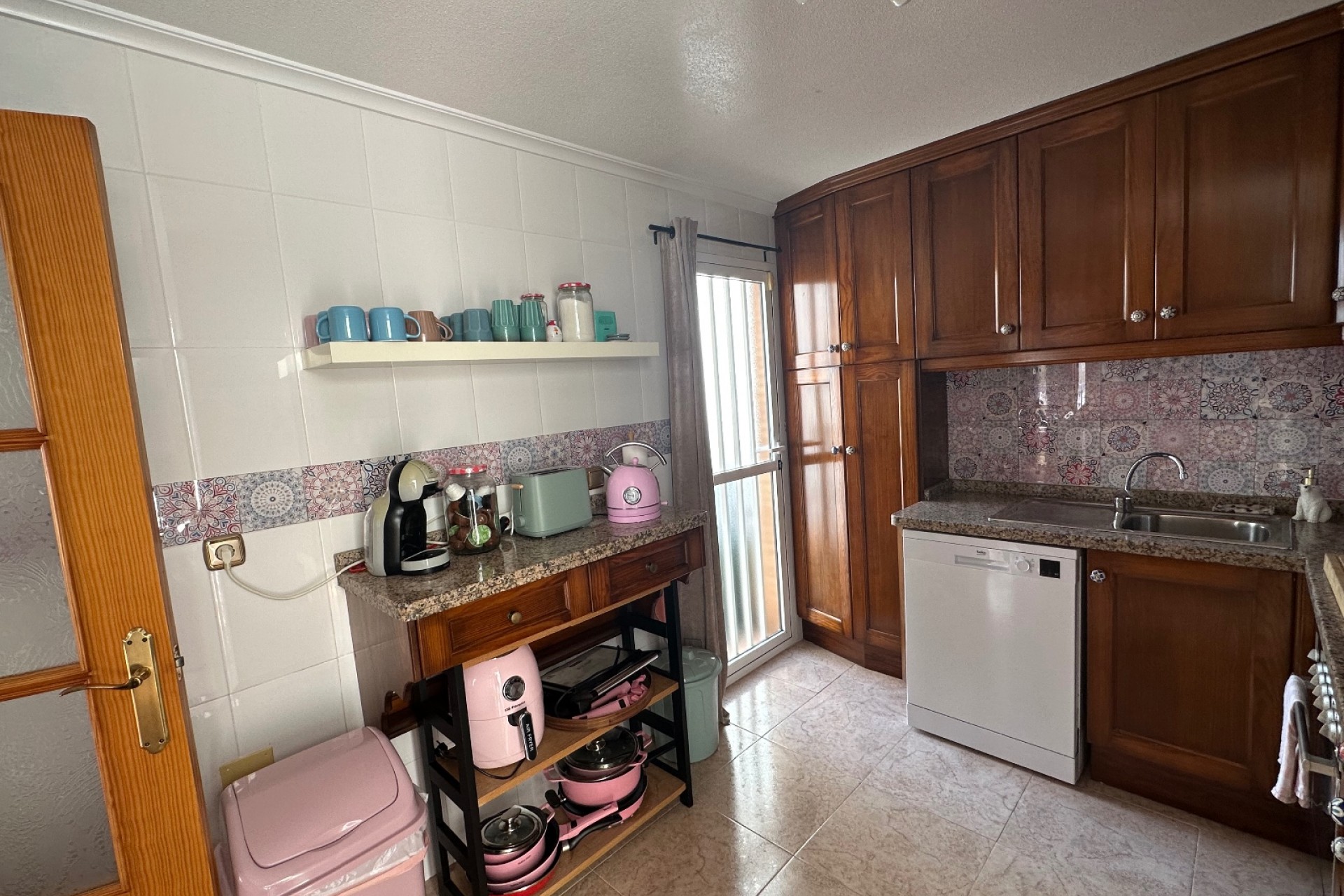 Resale - Villa -
Guardamar del Segura - El Raso