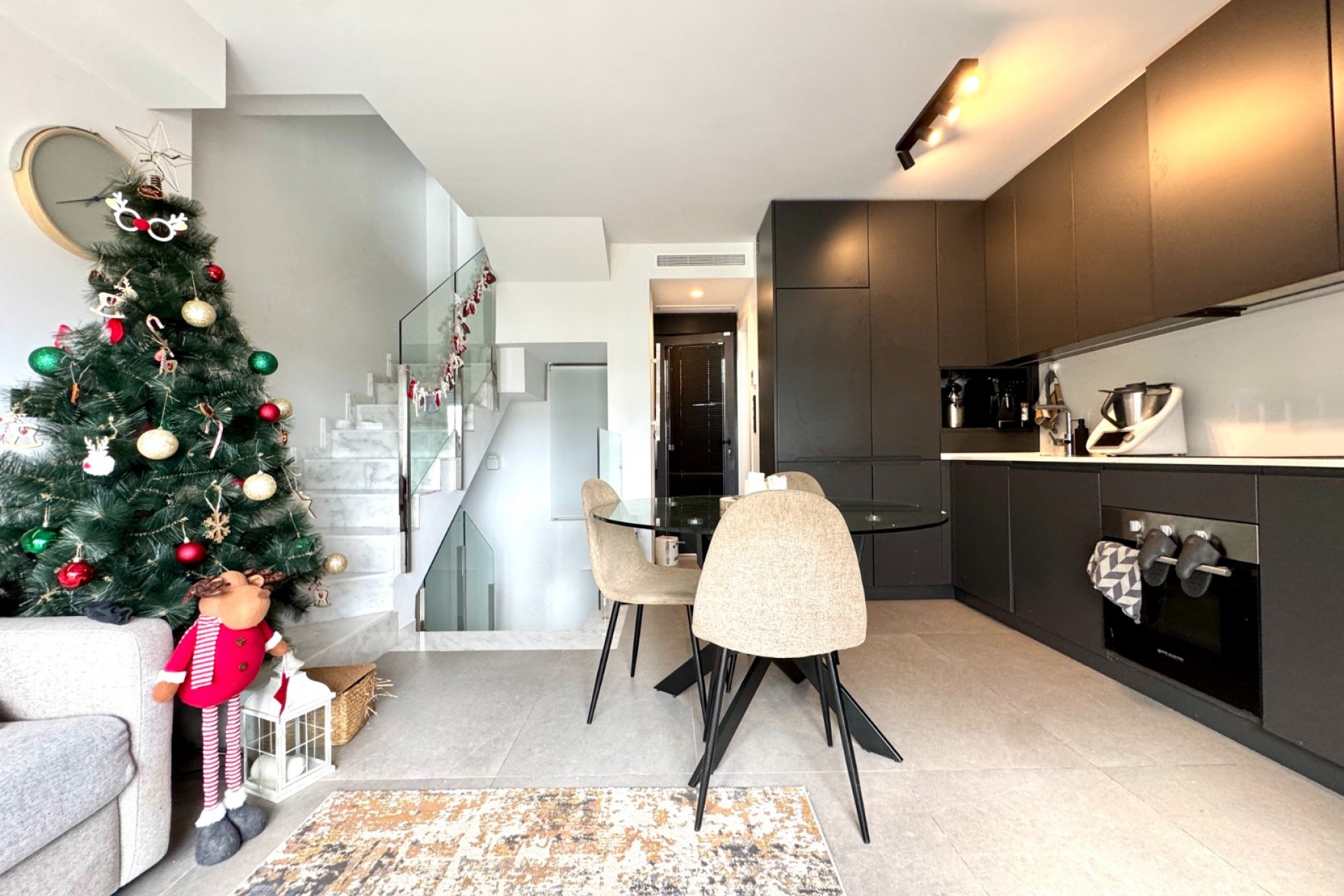 Resale - Villa -
Guardamar del Segura