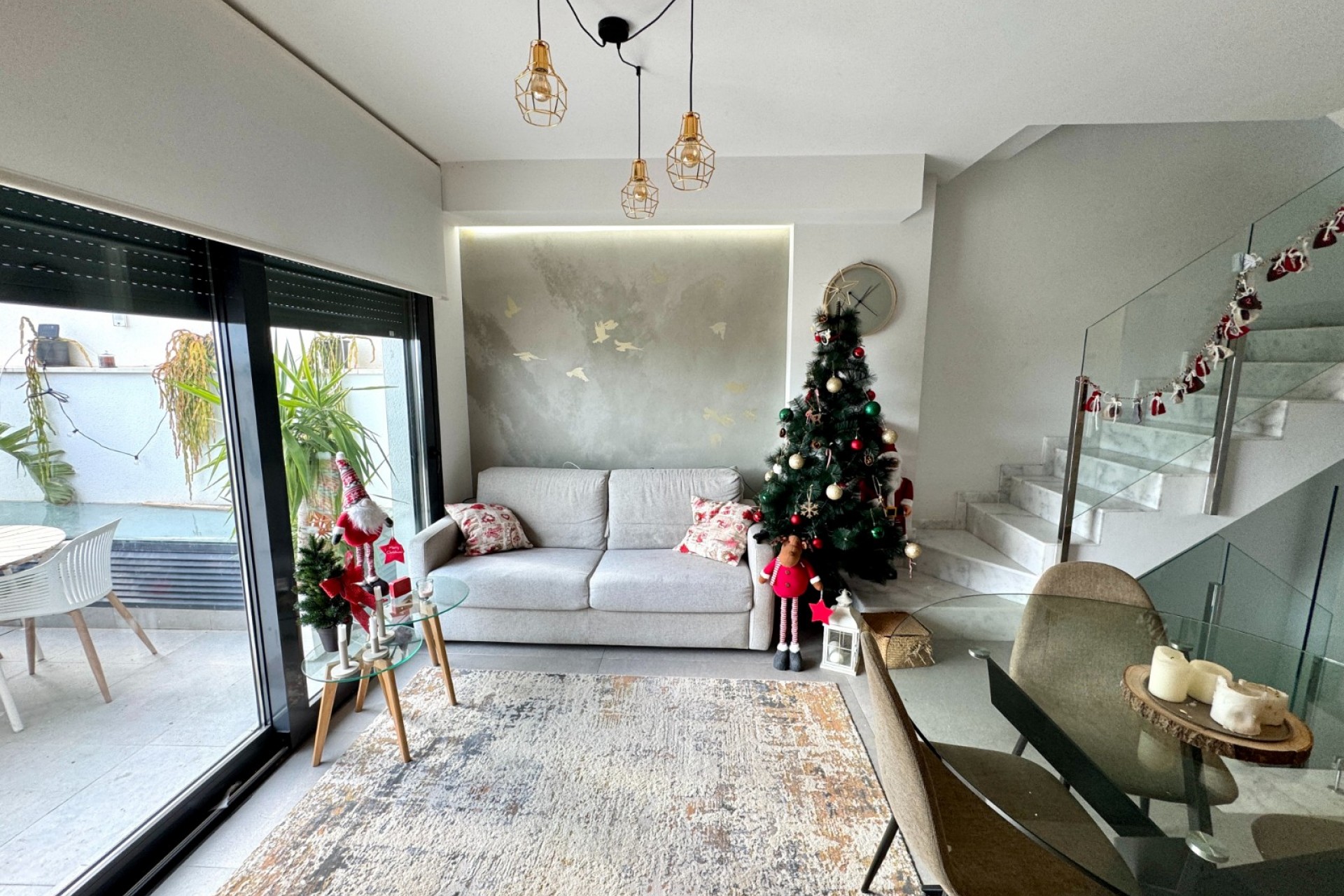 Resale - Villa -
Guardamar del Segura