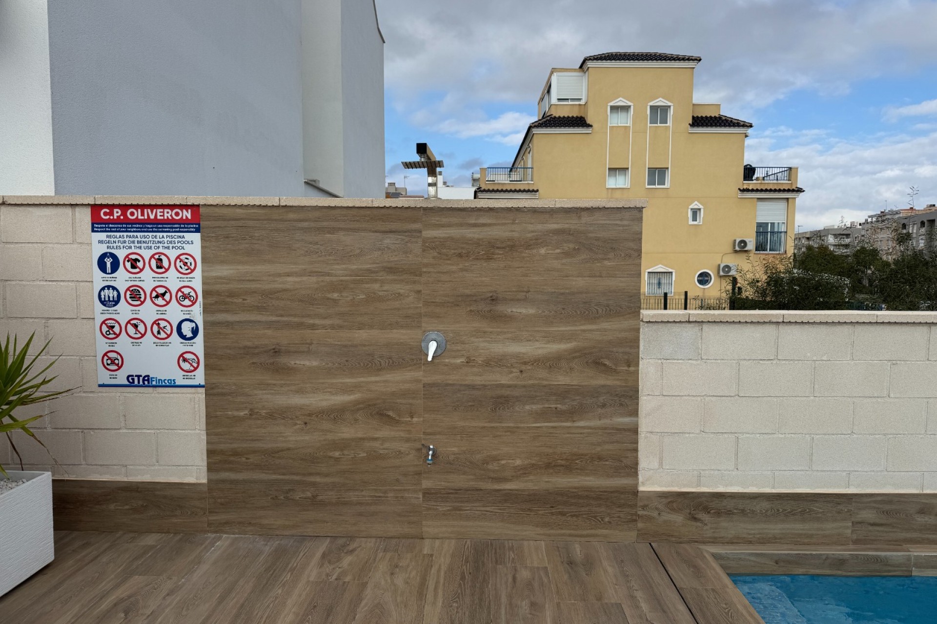 Resale - Villa -
Guardamar del Segura