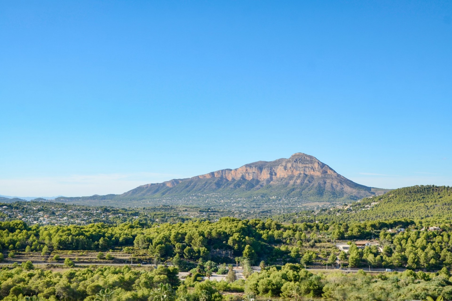 Resale - Villa -
Jávea - Villes del Vent