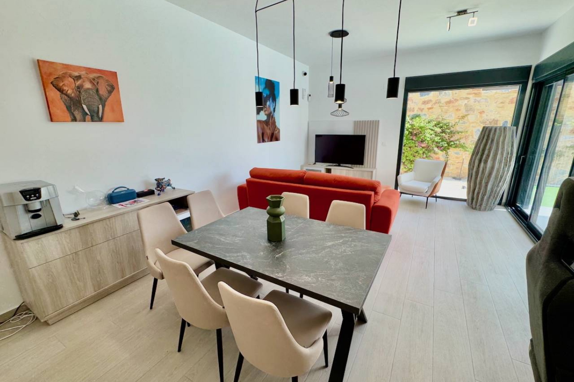 Resale - Villa -
La Finca Golf