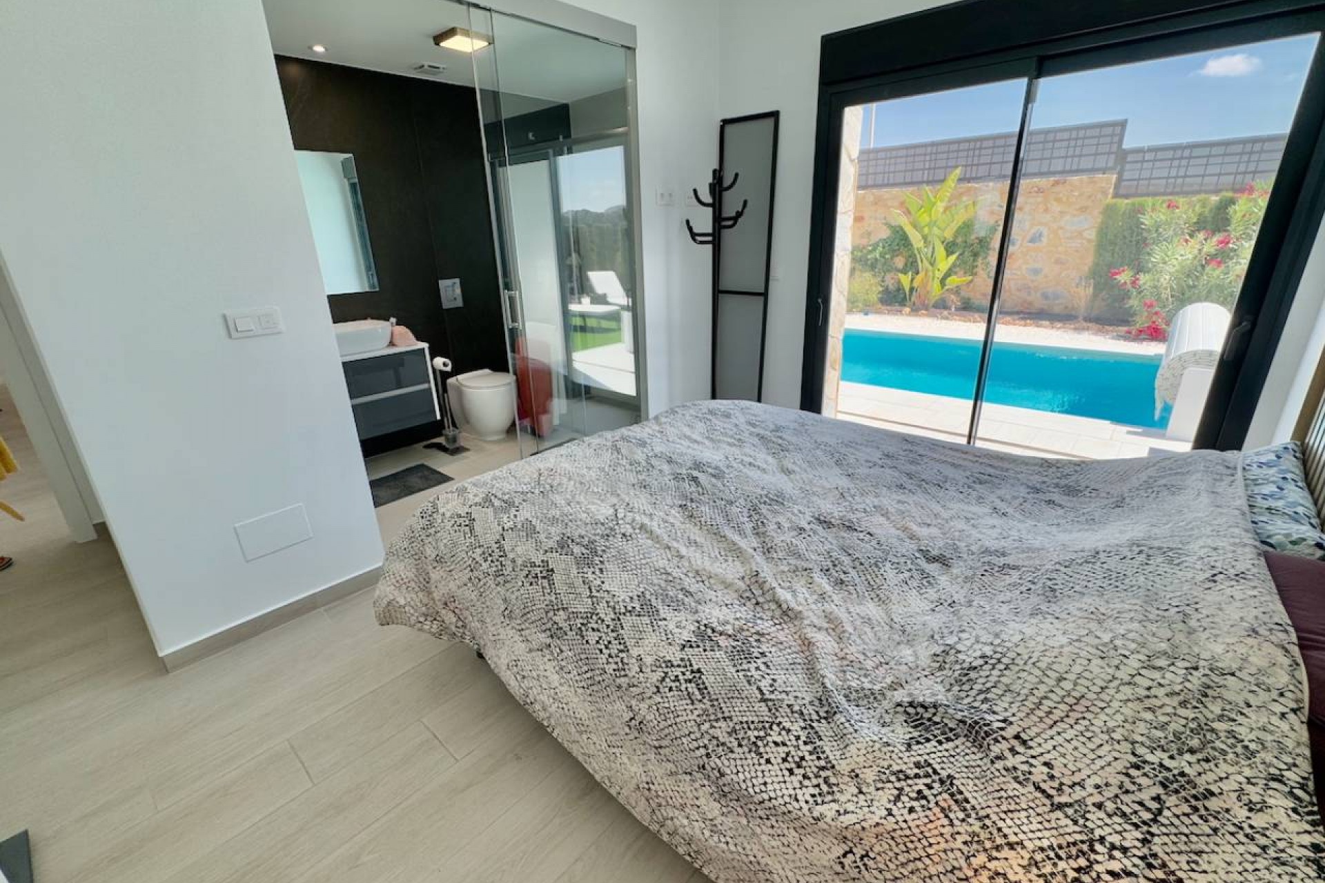 Resale - Villa -
La Finca Golf